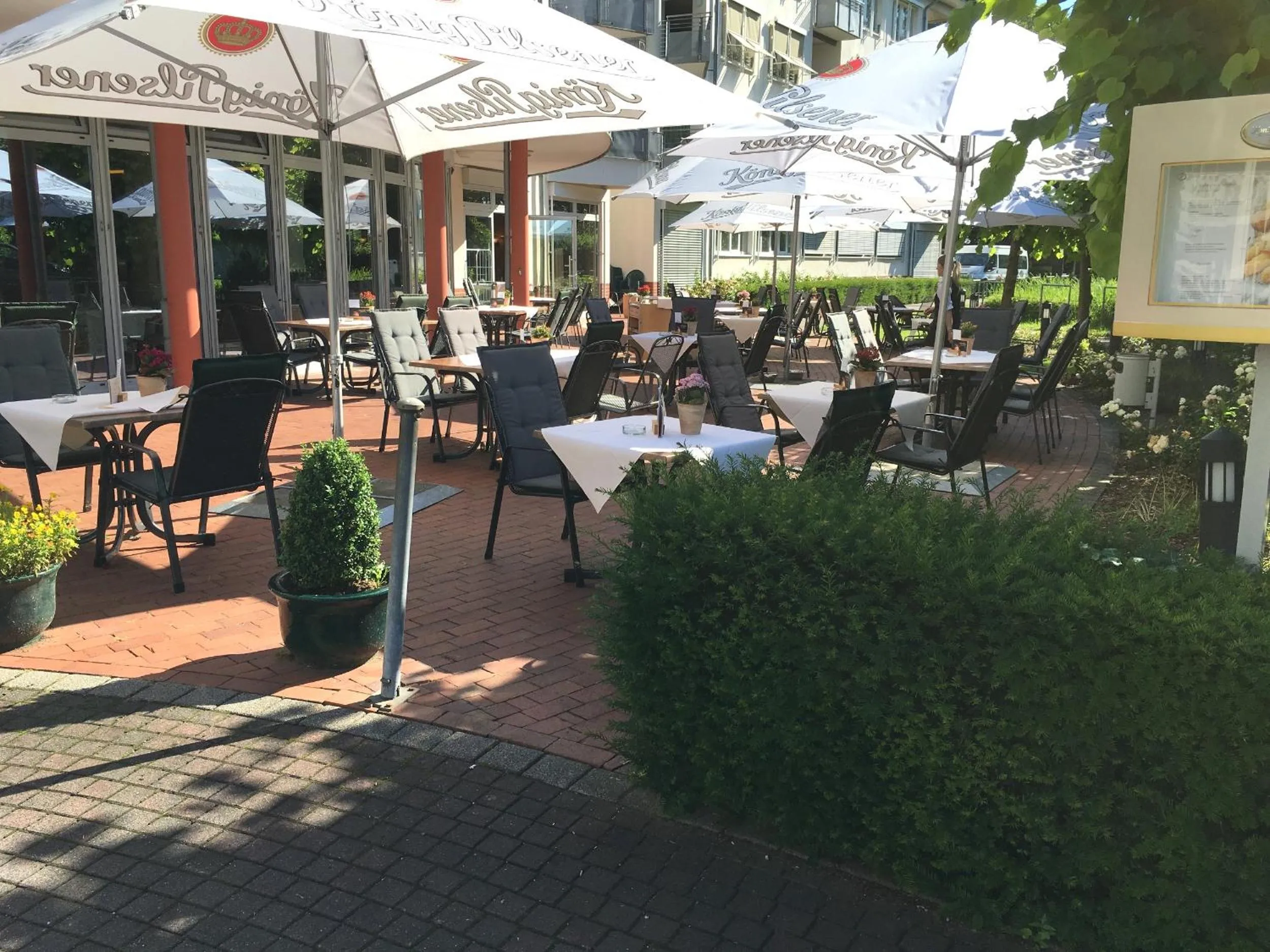 Restaurant/Places to Eat in Residenz Hotel am Festspielhaus