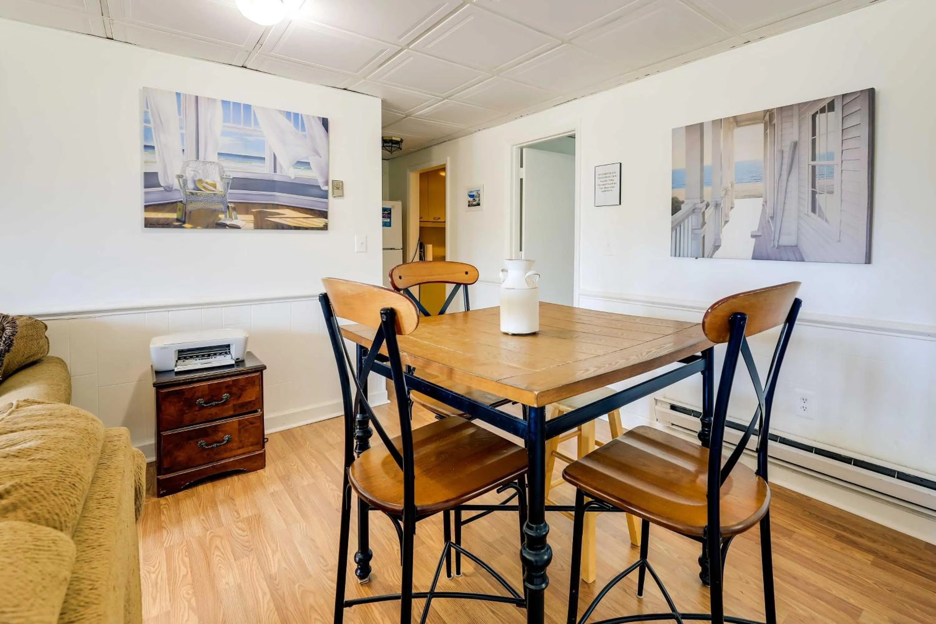 Hannahs Place - Quaint and Cozy Apt by the Beach!