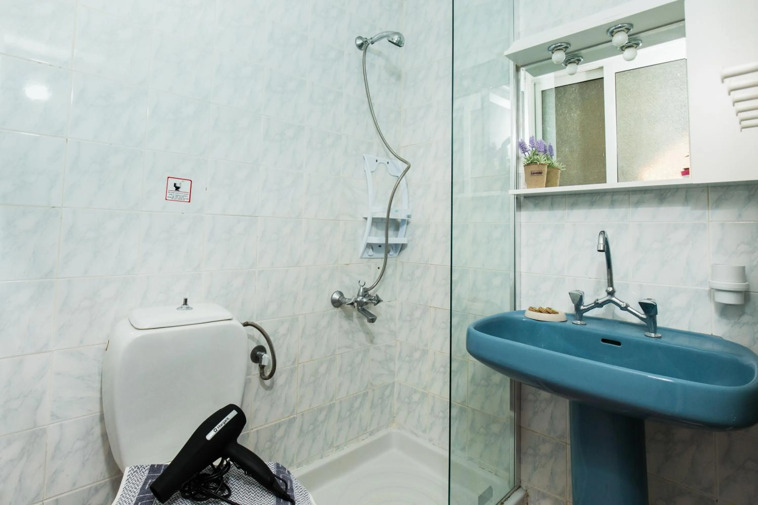 Bathroom in Aqua Marine