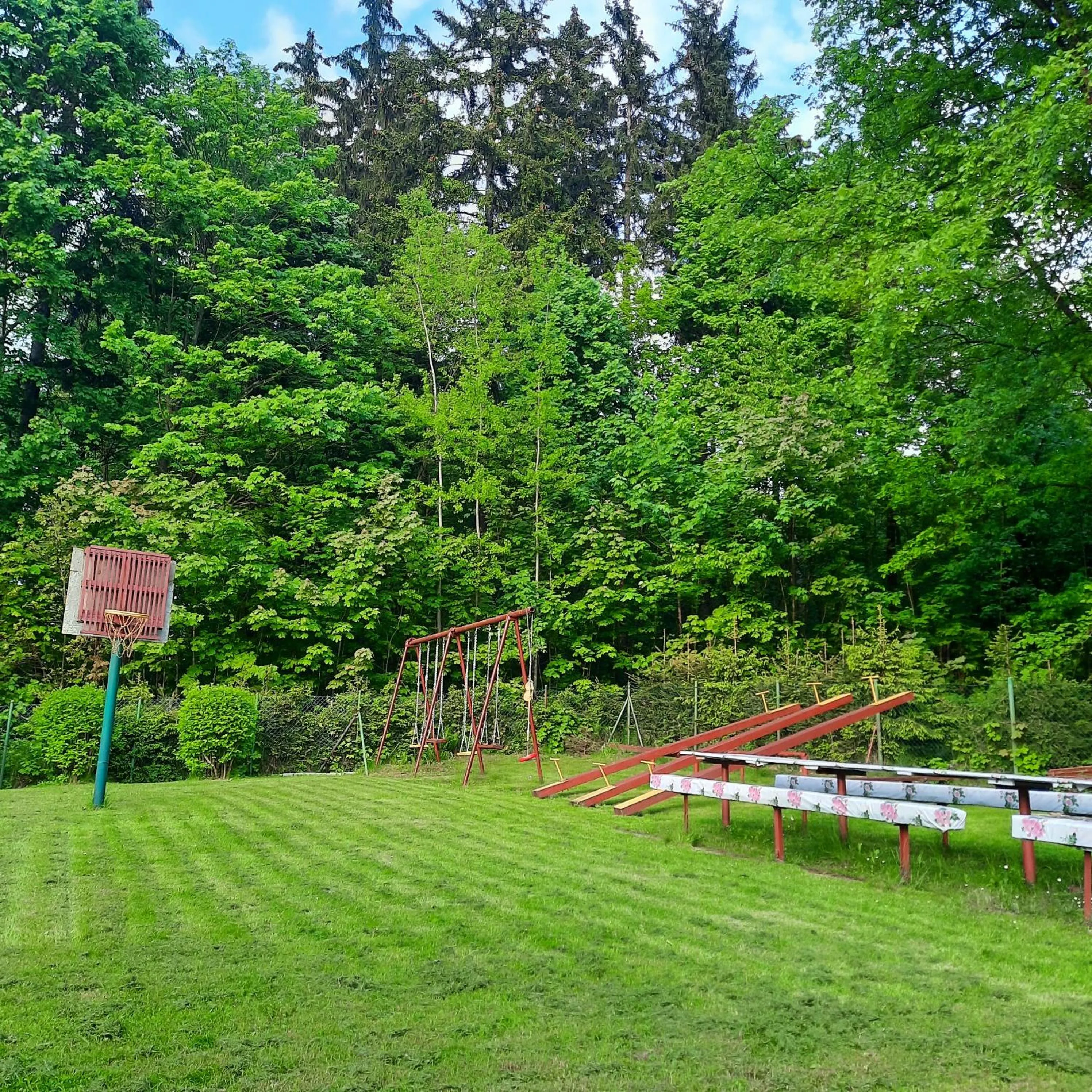 Garden in Ośrodek Wypoczynkowy Buenos Aires