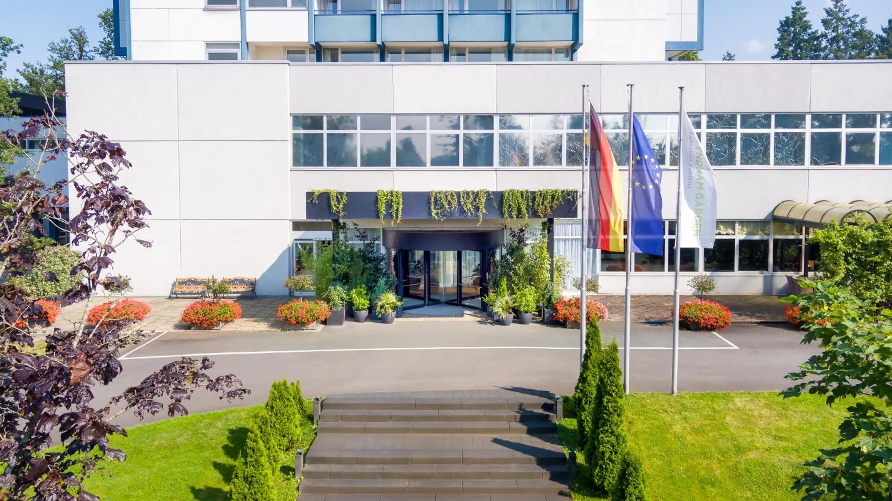 Facade/entrance in Wyndham Garden Lahnstein Koblenz