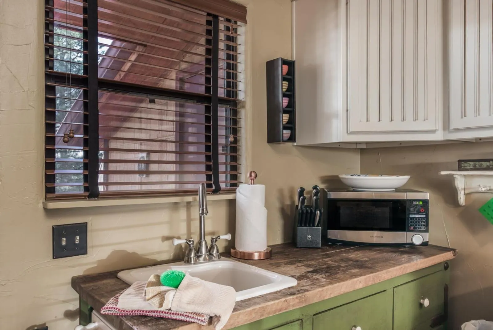 Kitchen or kitchenette in Fox Hollow Condo #35