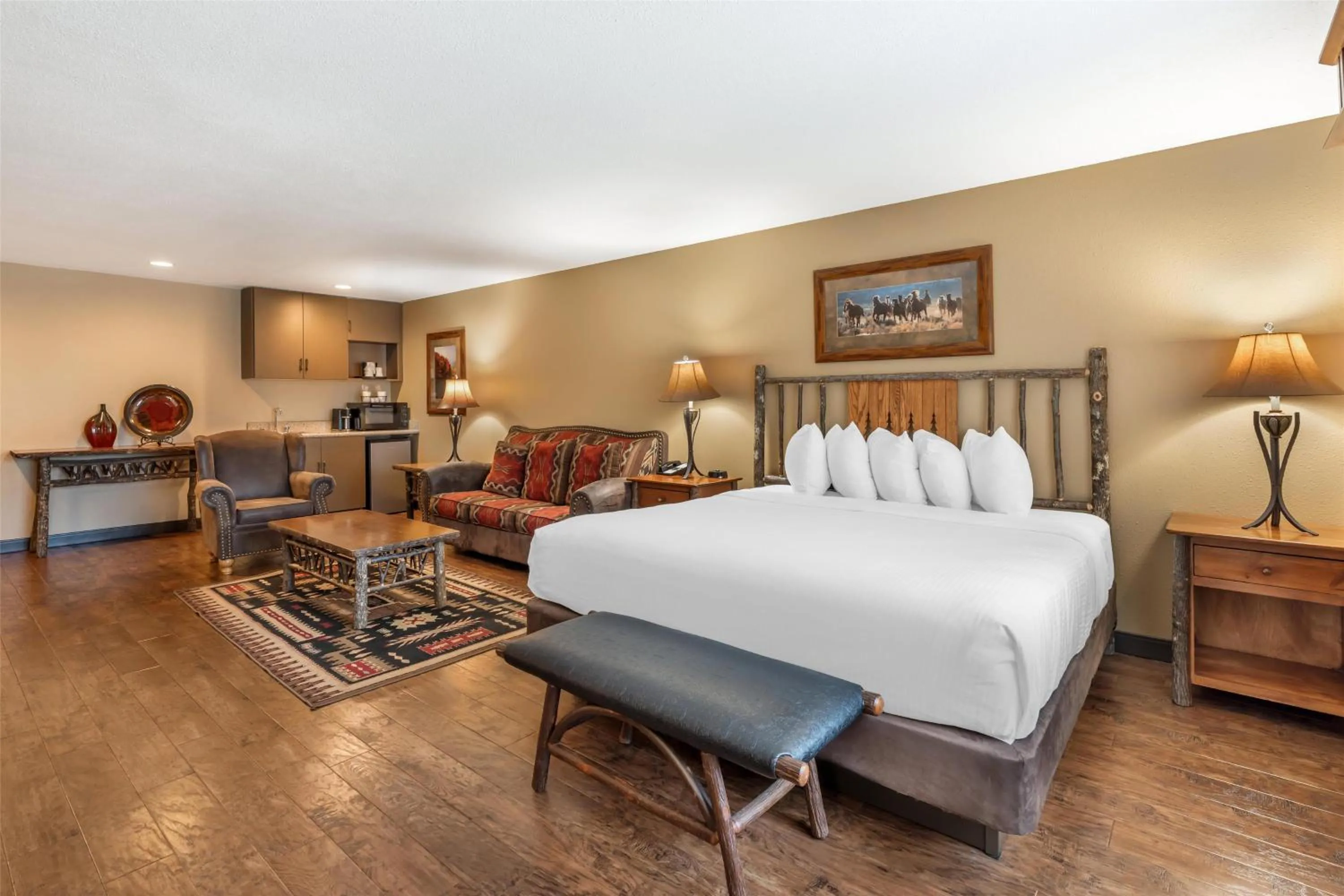 Photo of the whole room, Bed in Best Western Plus Kelly Inn & Suites