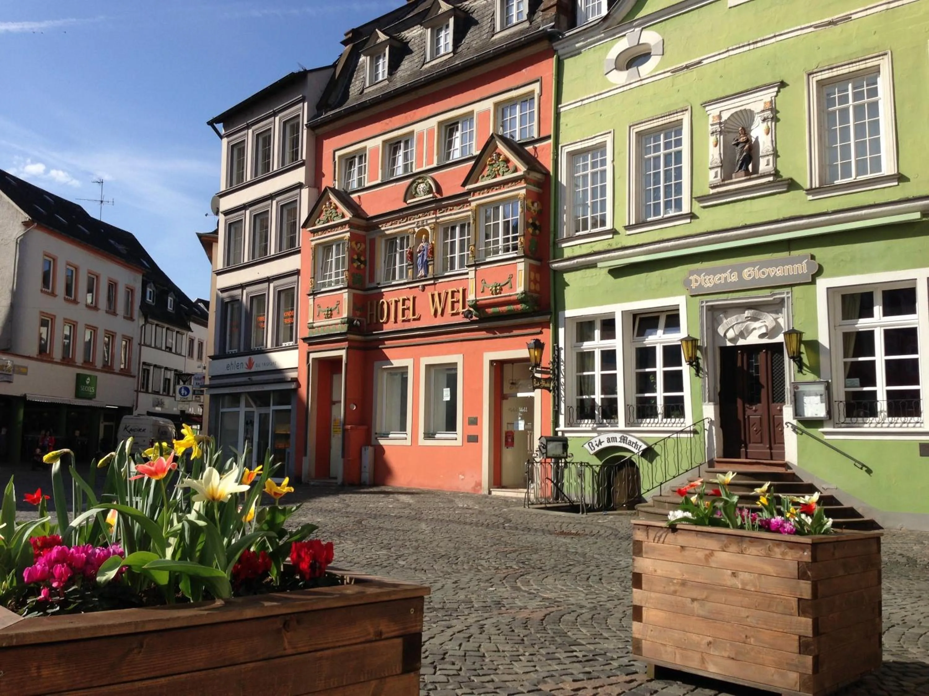 Facade/entrance in Hotel Well Garni