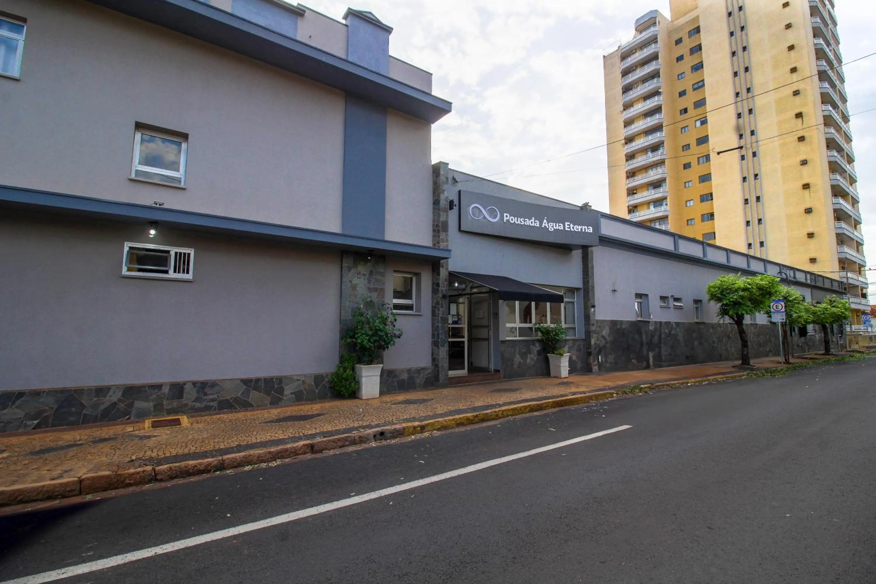 Facade/entrance in Pousada Água Eterna