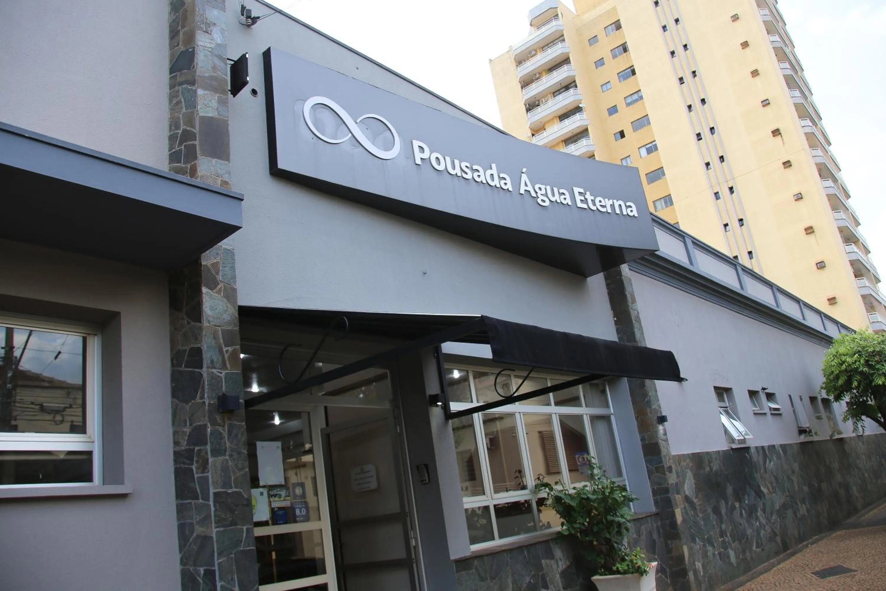 Facade/entrance in Pousada Água Eterna