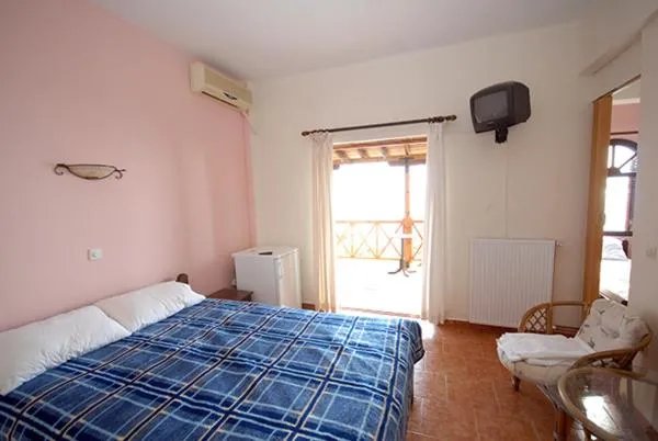 Bed in Porto Kalliali