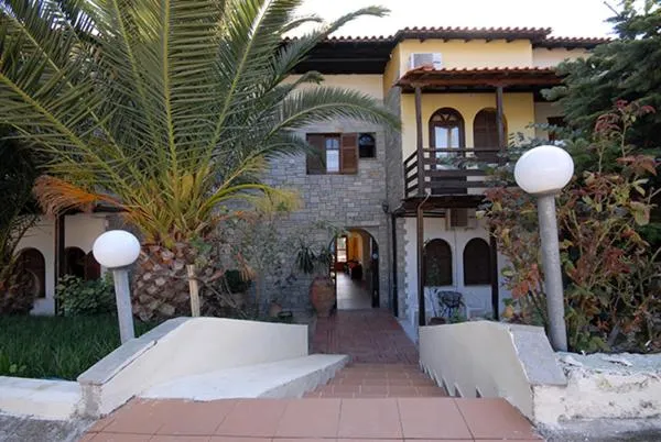 Facade/entrance in Porto Kalliali