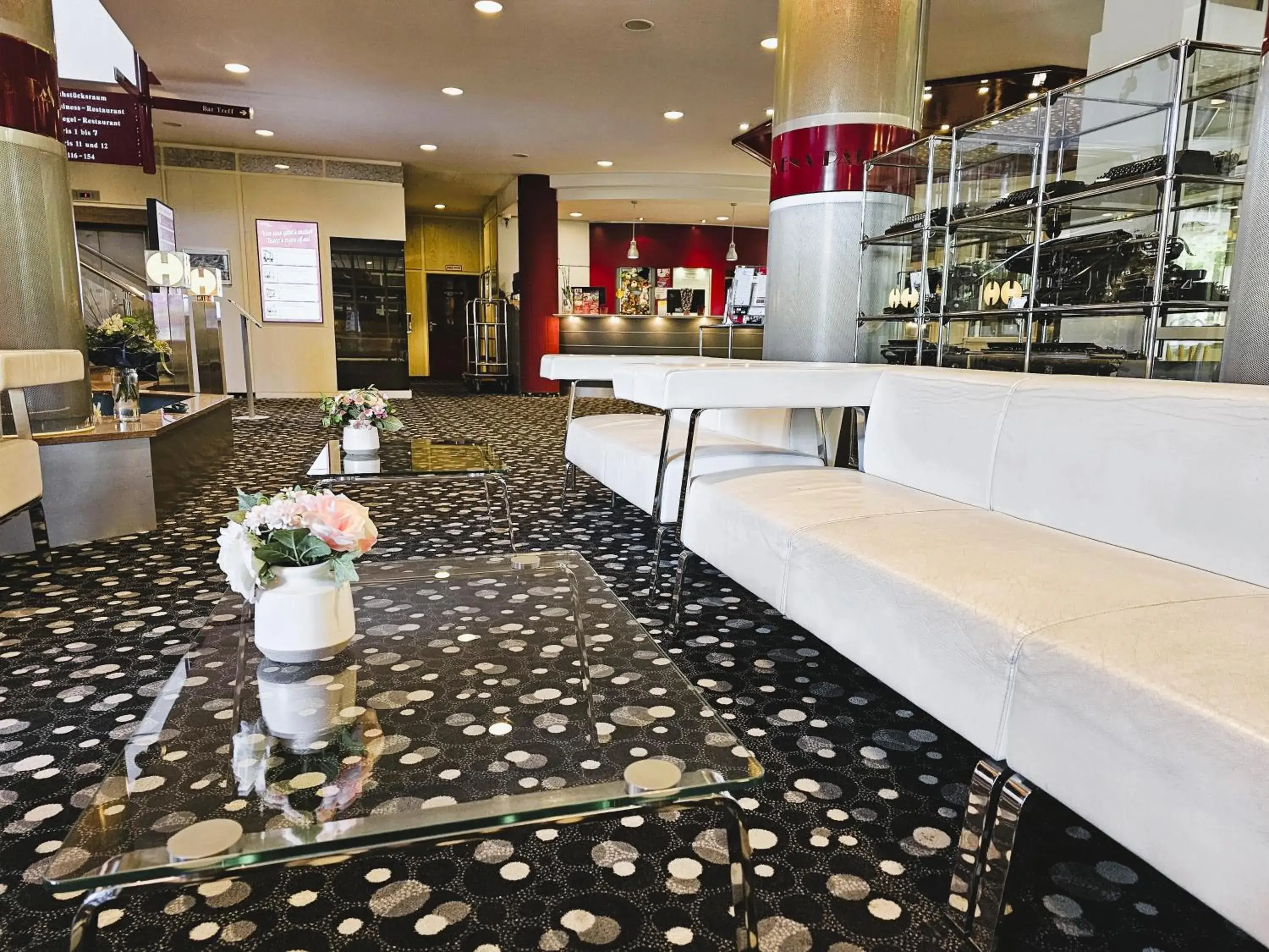 Lobby or reception in Arvena Park Hotel Lobby or reception in Arvena Park Hotel