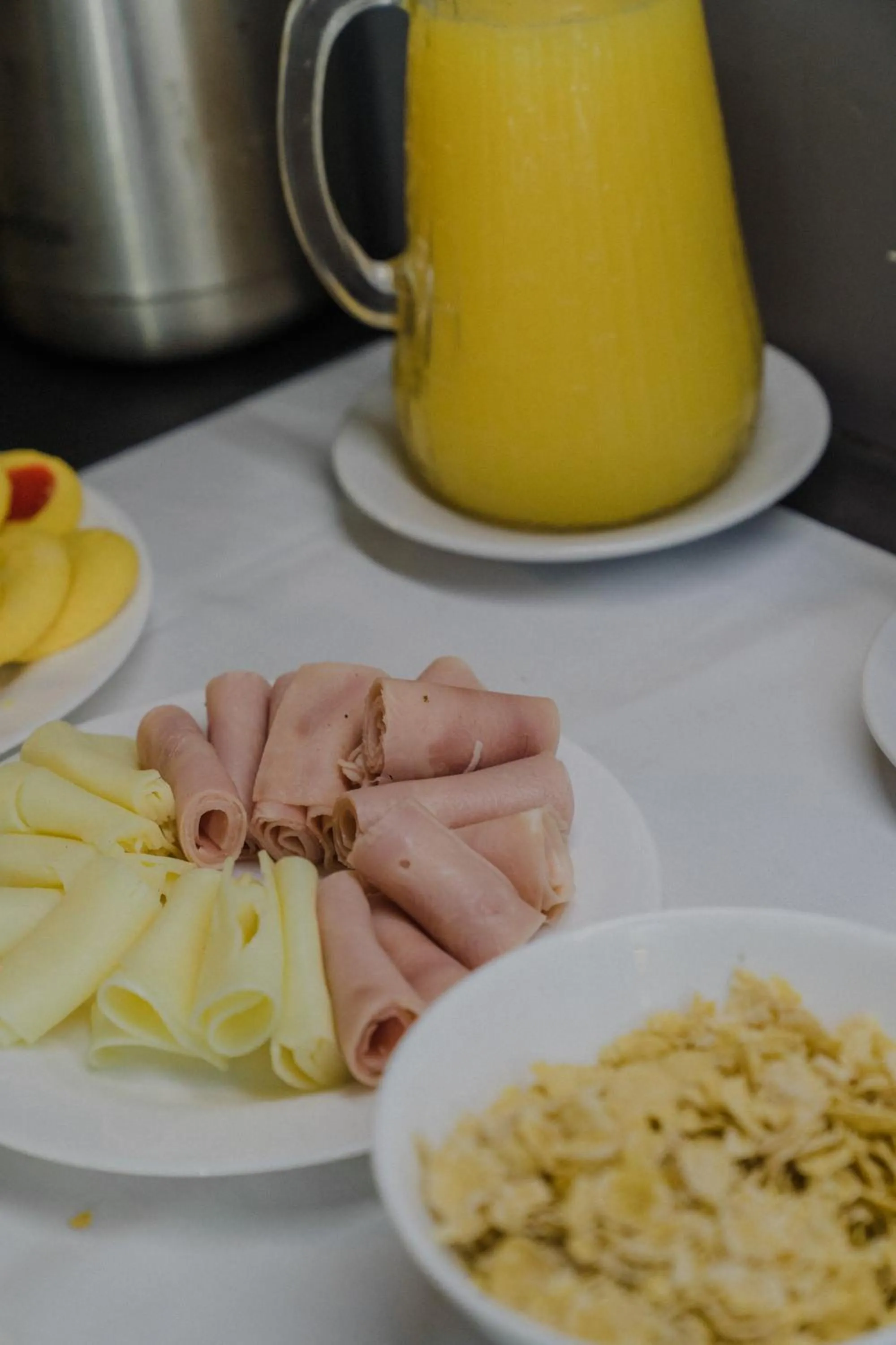 Breakfast in Quijano Hotel - Aparts & Suites