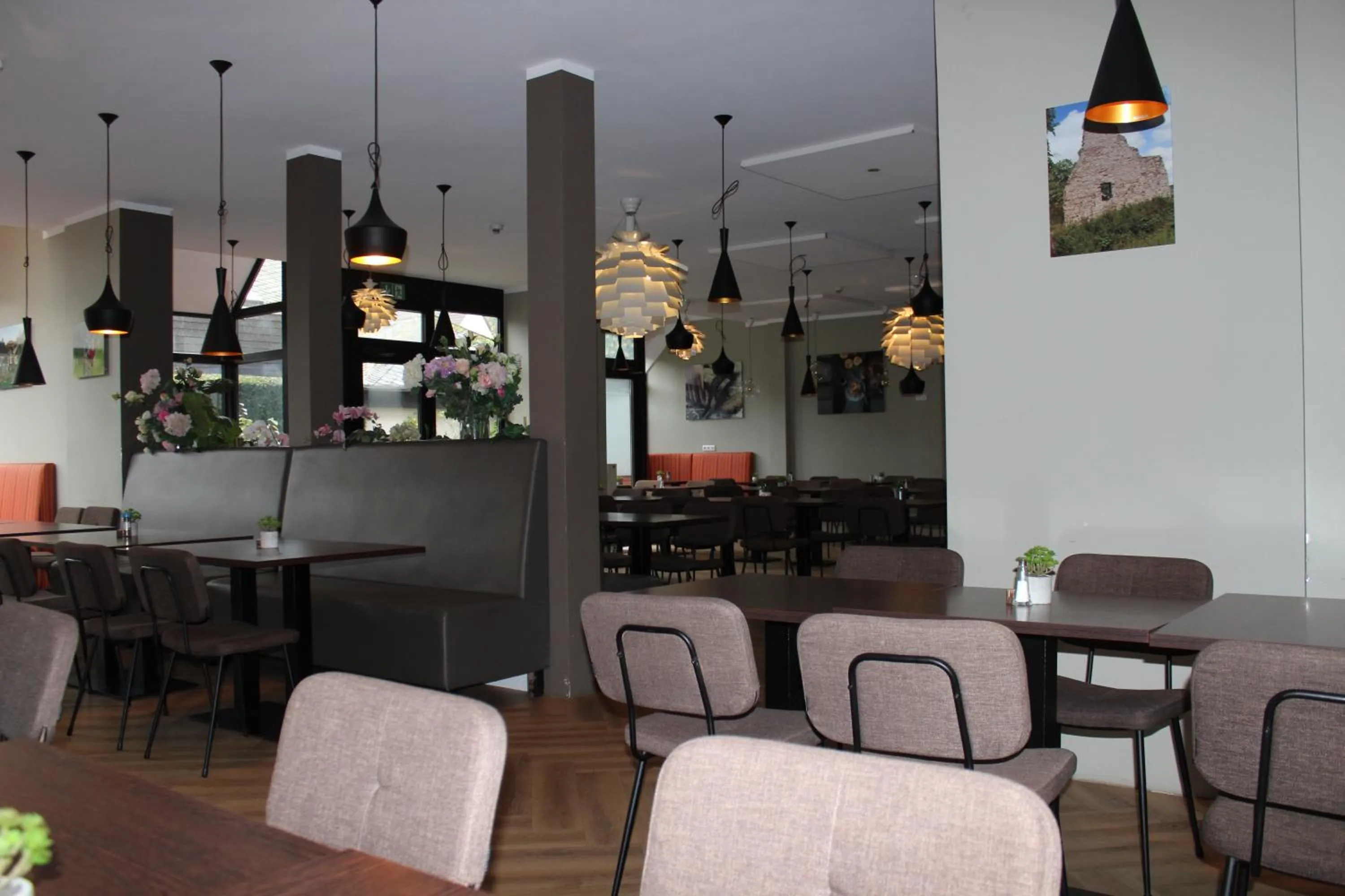 Restaurant/places to eat in Hotel am Park