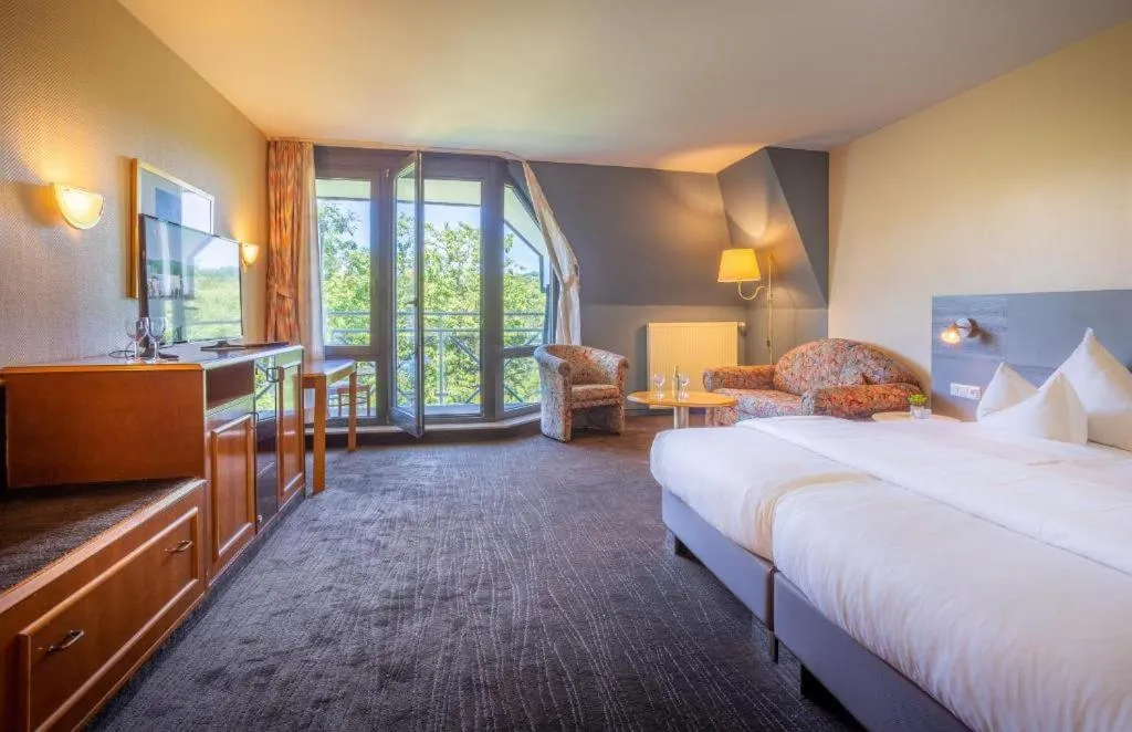 Photo of the whole room, Bed in Hotel am Park