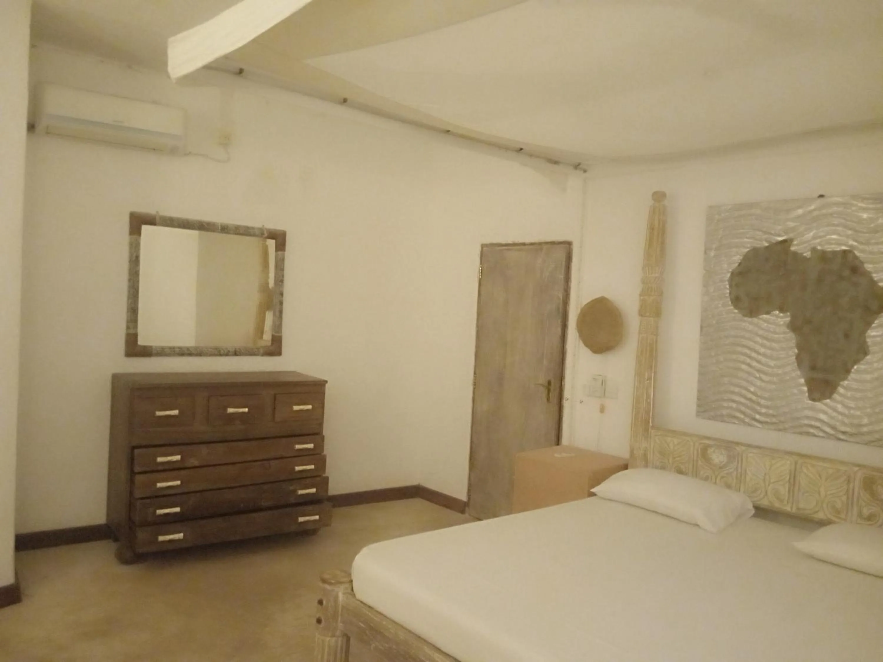 Bedroom, Bed in White Elephant Sea Lodge