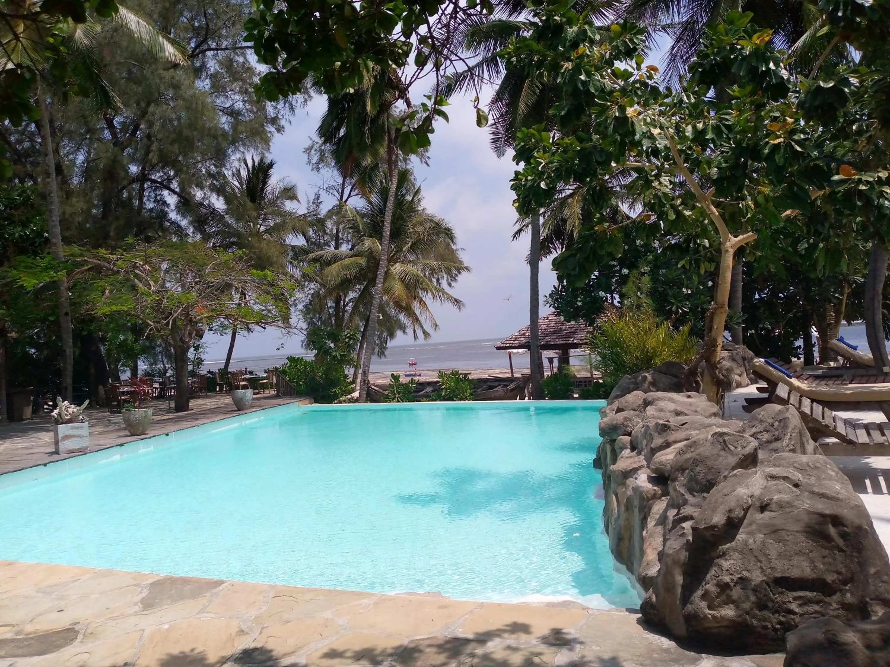 Swimming pool in White Elephant Sea Lodge
