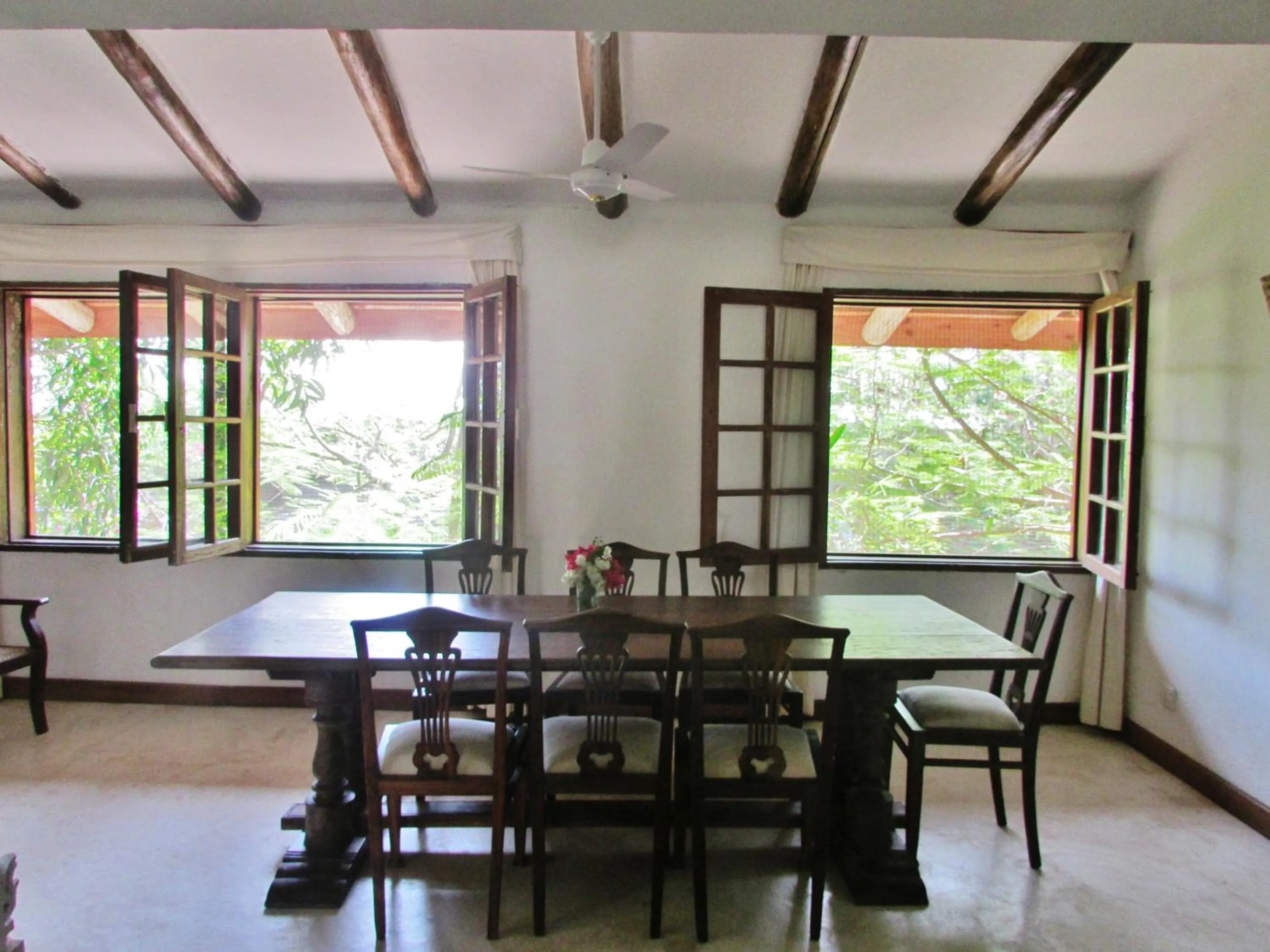 Day in White Elephant Sea Lodge