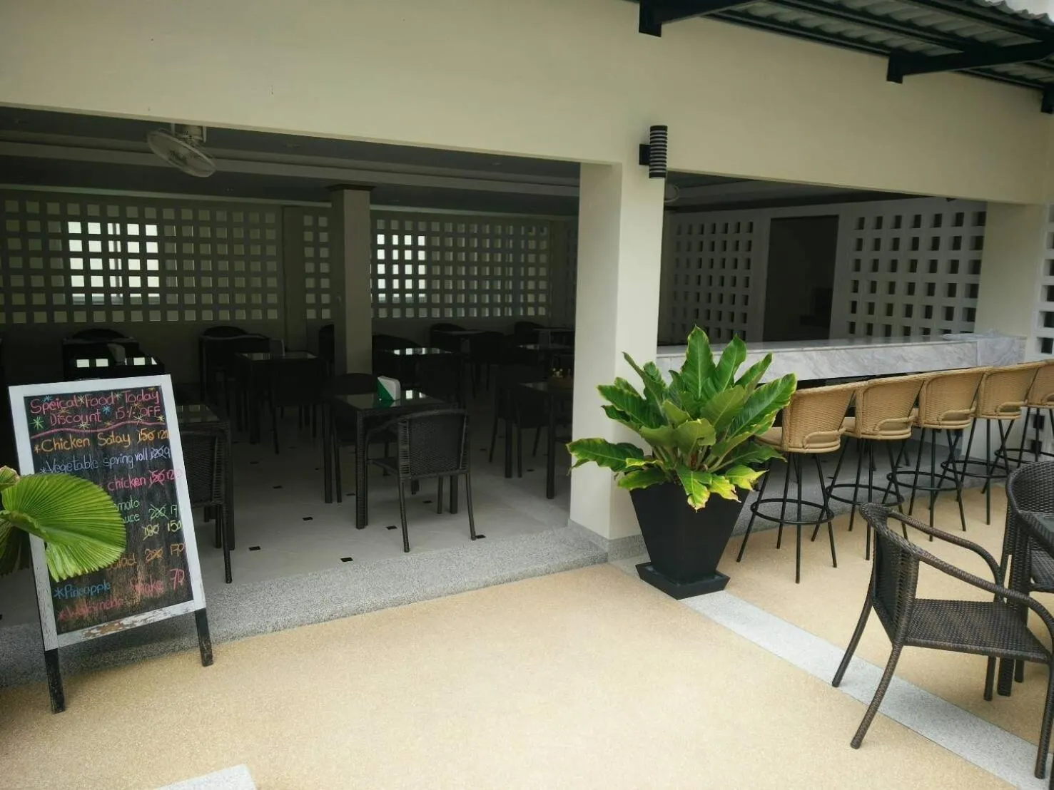 Restaurant/places to eat in Phangan Pearl Villa