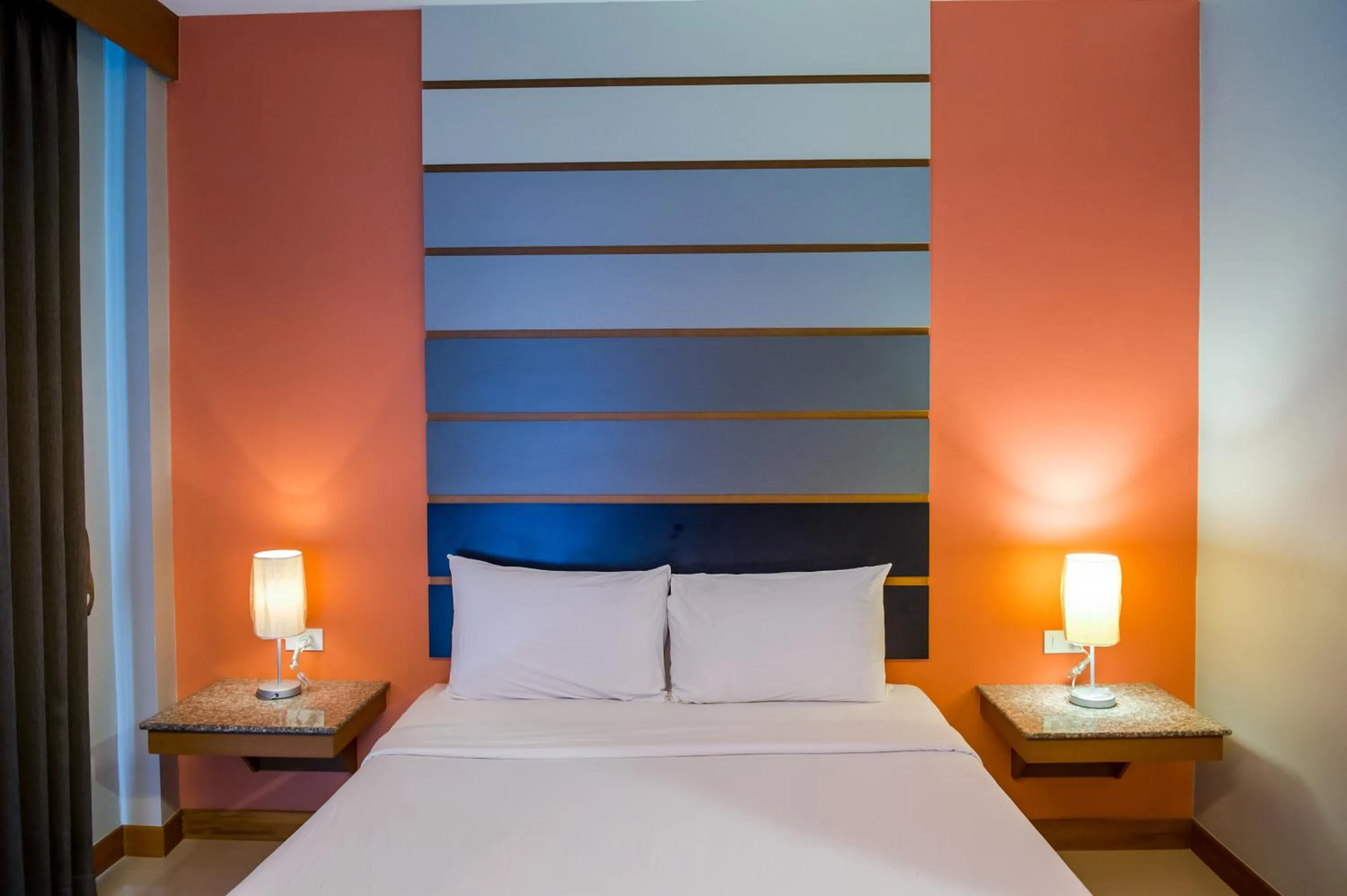 Bed in Phangan Pearl Villa