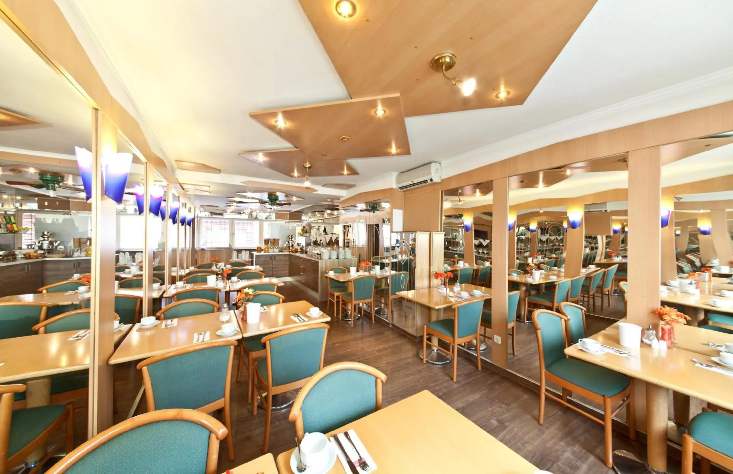 Restaurant/places to eat in Hotel Primus Frankfurt Sachsenhausen Restaurant/places to eat in Hotel Primus Frankfurt Sachsenhausen