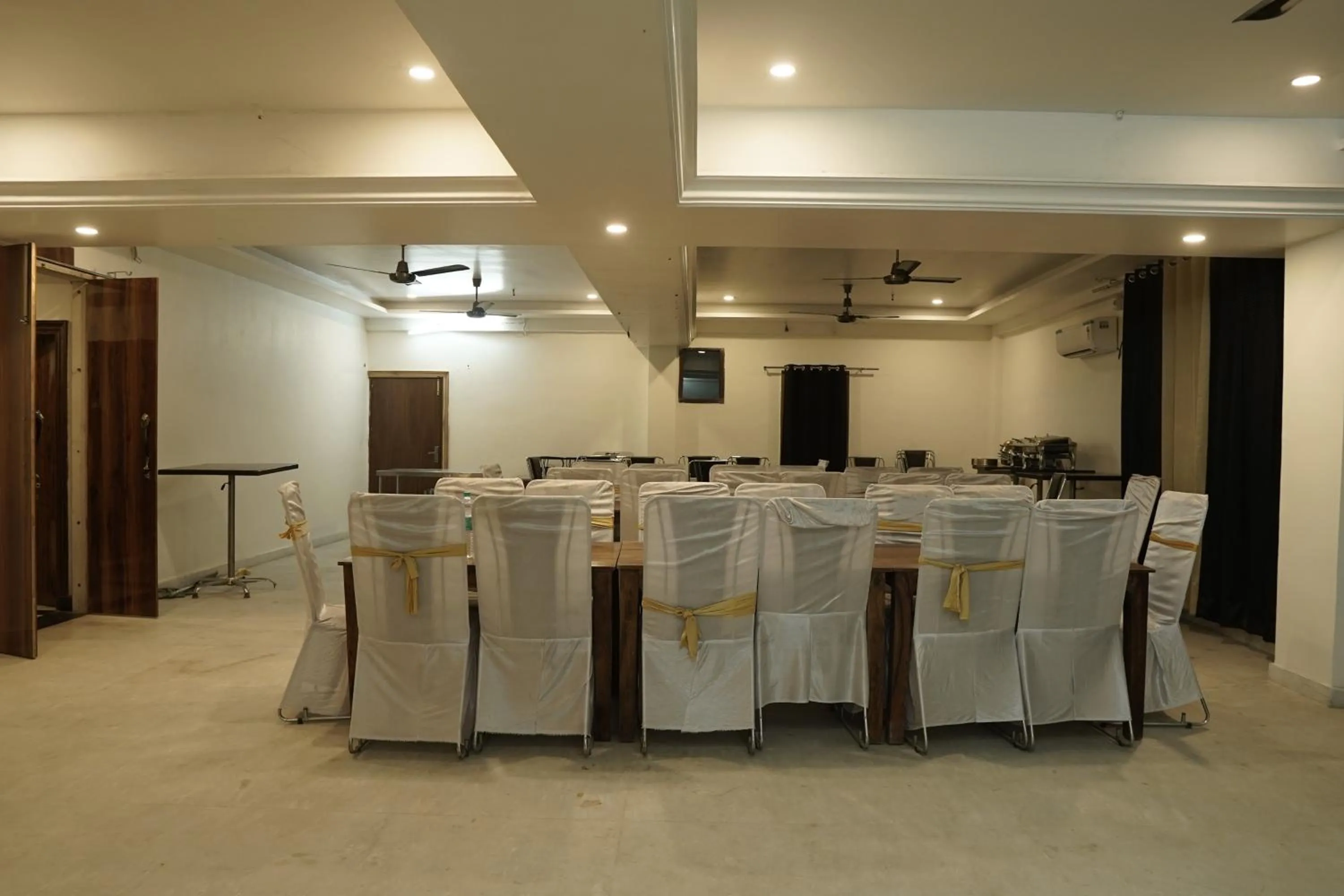 Dining area in Hotel The Black Gold