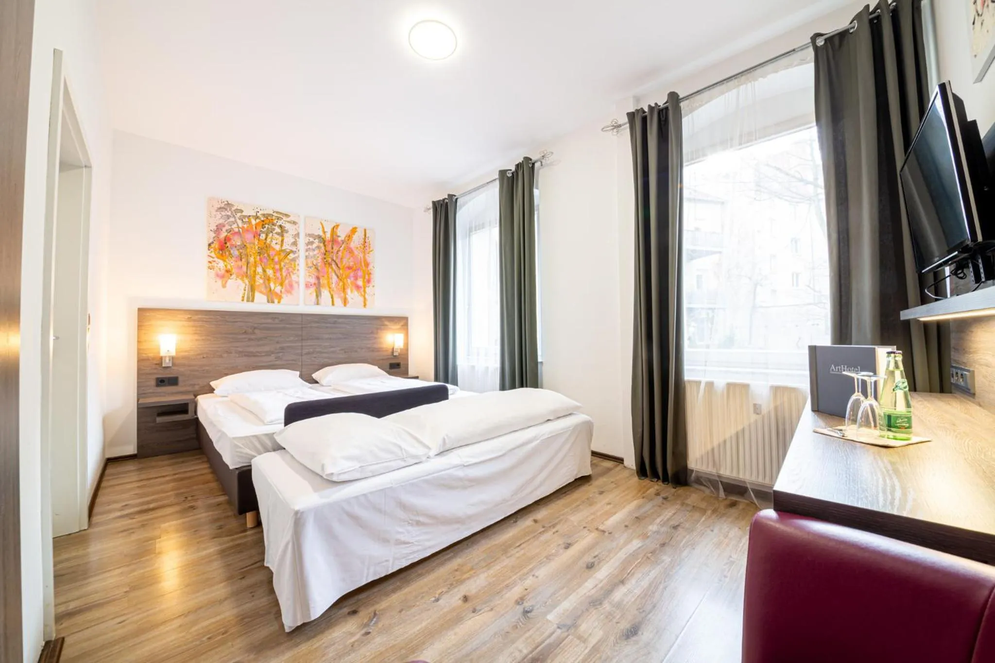 Bed in ArtHotel City