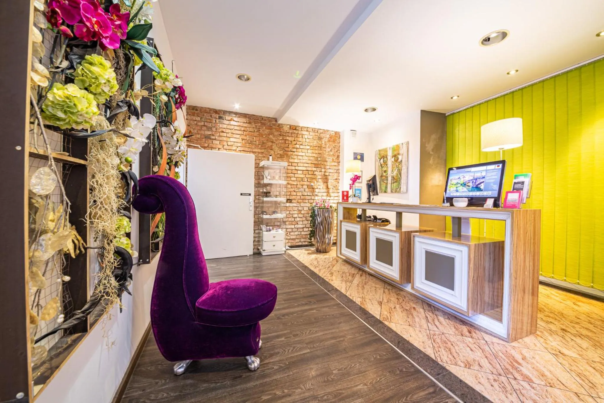 Lobby or reception in ArtHotel City