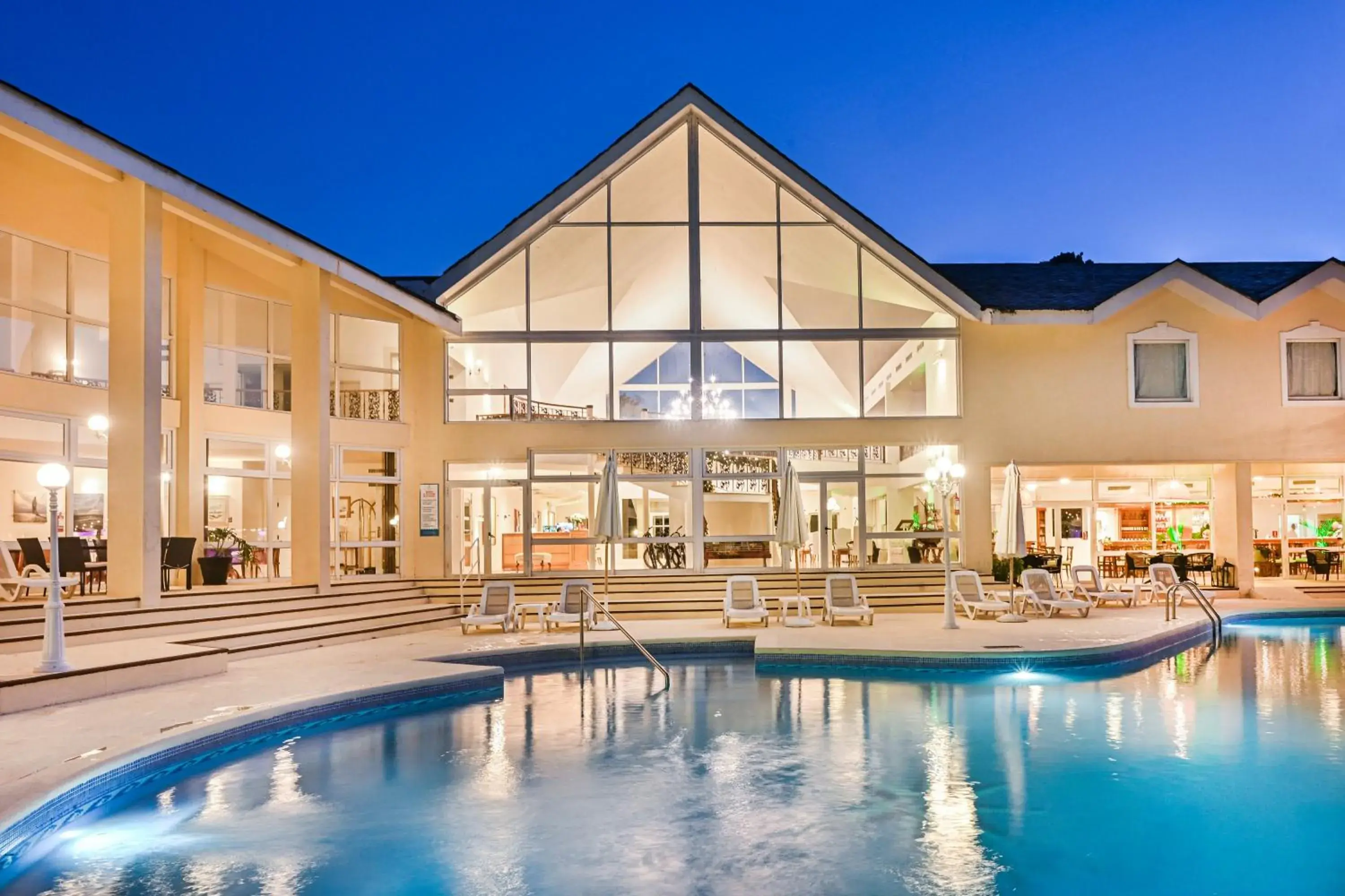 Property building in Parque Hotel Jean Clevers Property building in Parque Hotel Jean Clevers