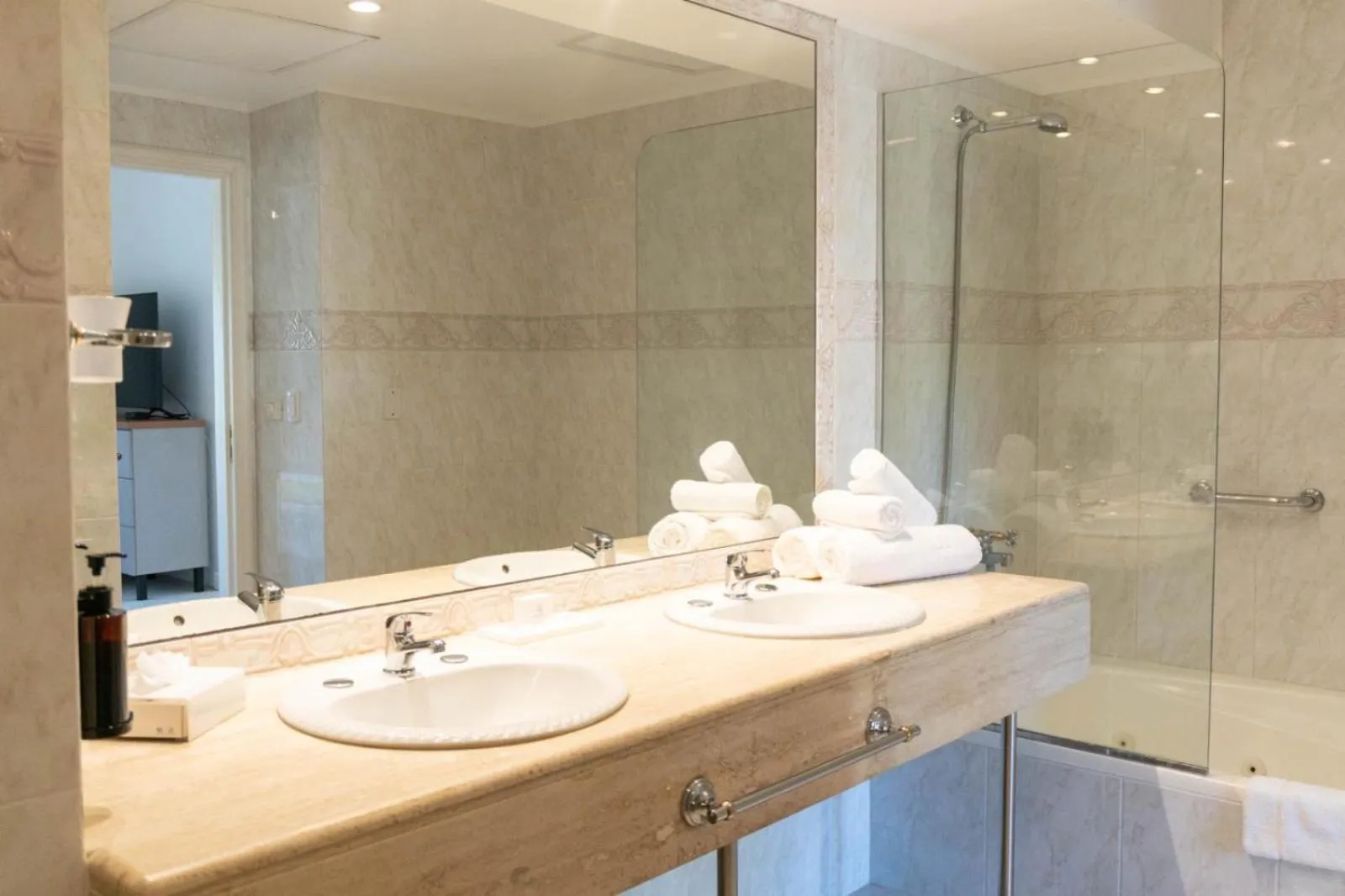 Bathroom in Parque Hotel Jean Clevers