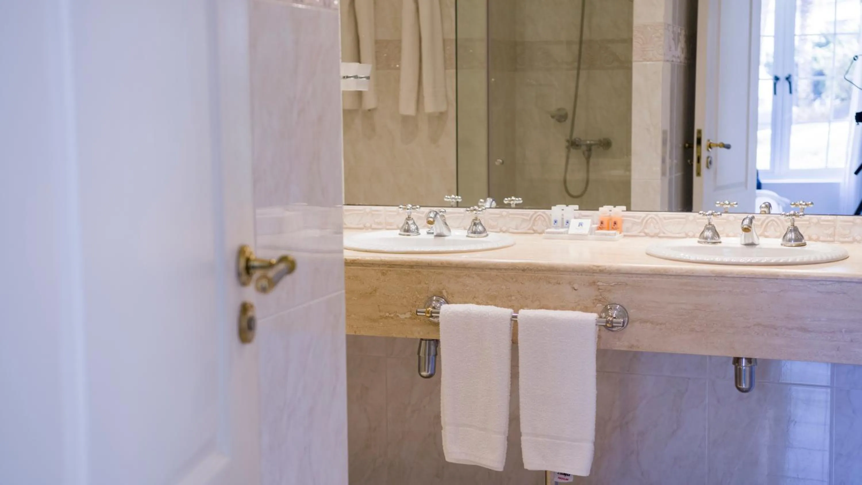 Bathroom in Parque Hotel Jean Clevers