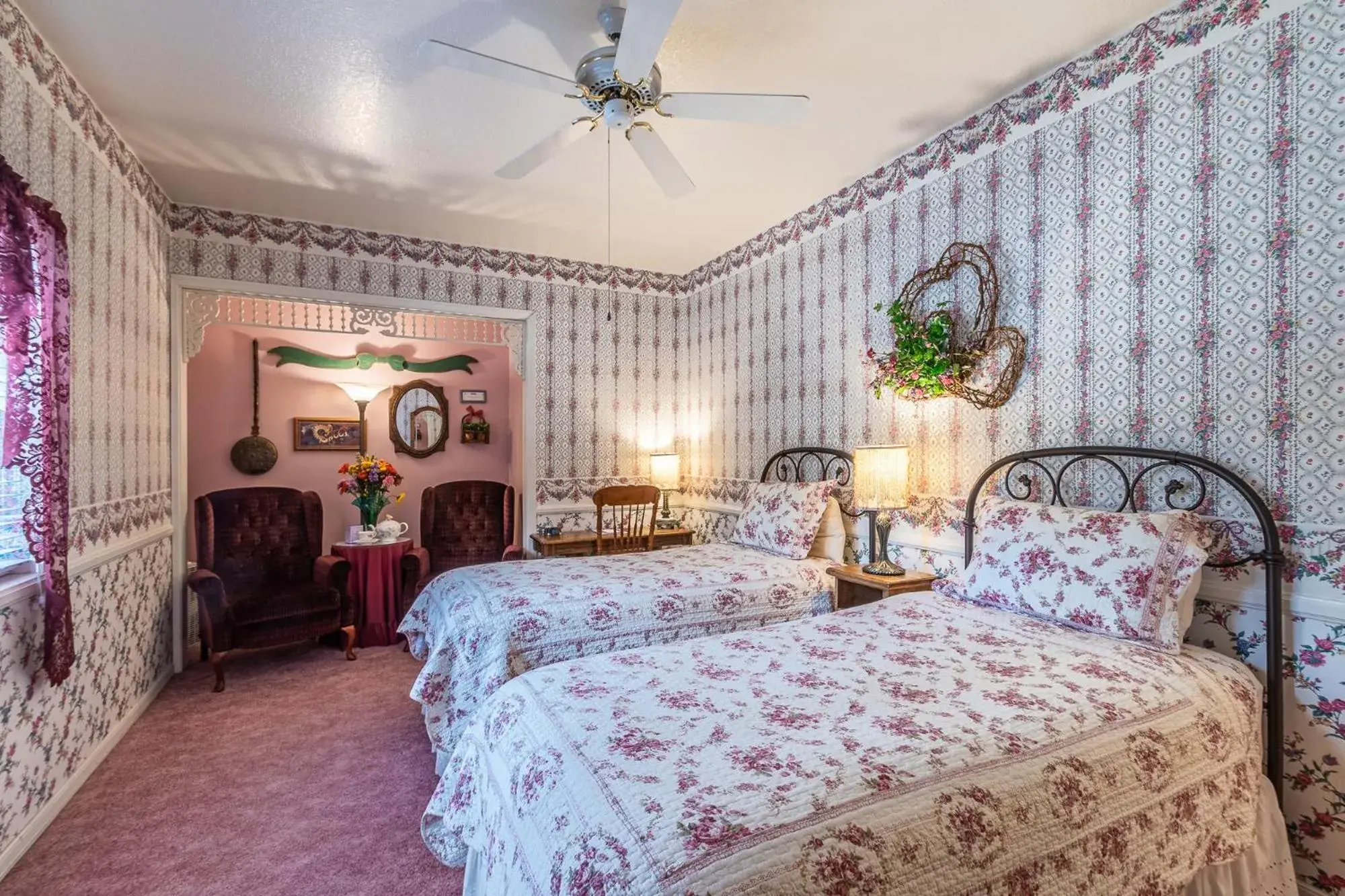 Standard Twin Room in Apples Bed and Breakfast Inn Standard Twin Room in Apples Bed and Breakfast Inn
