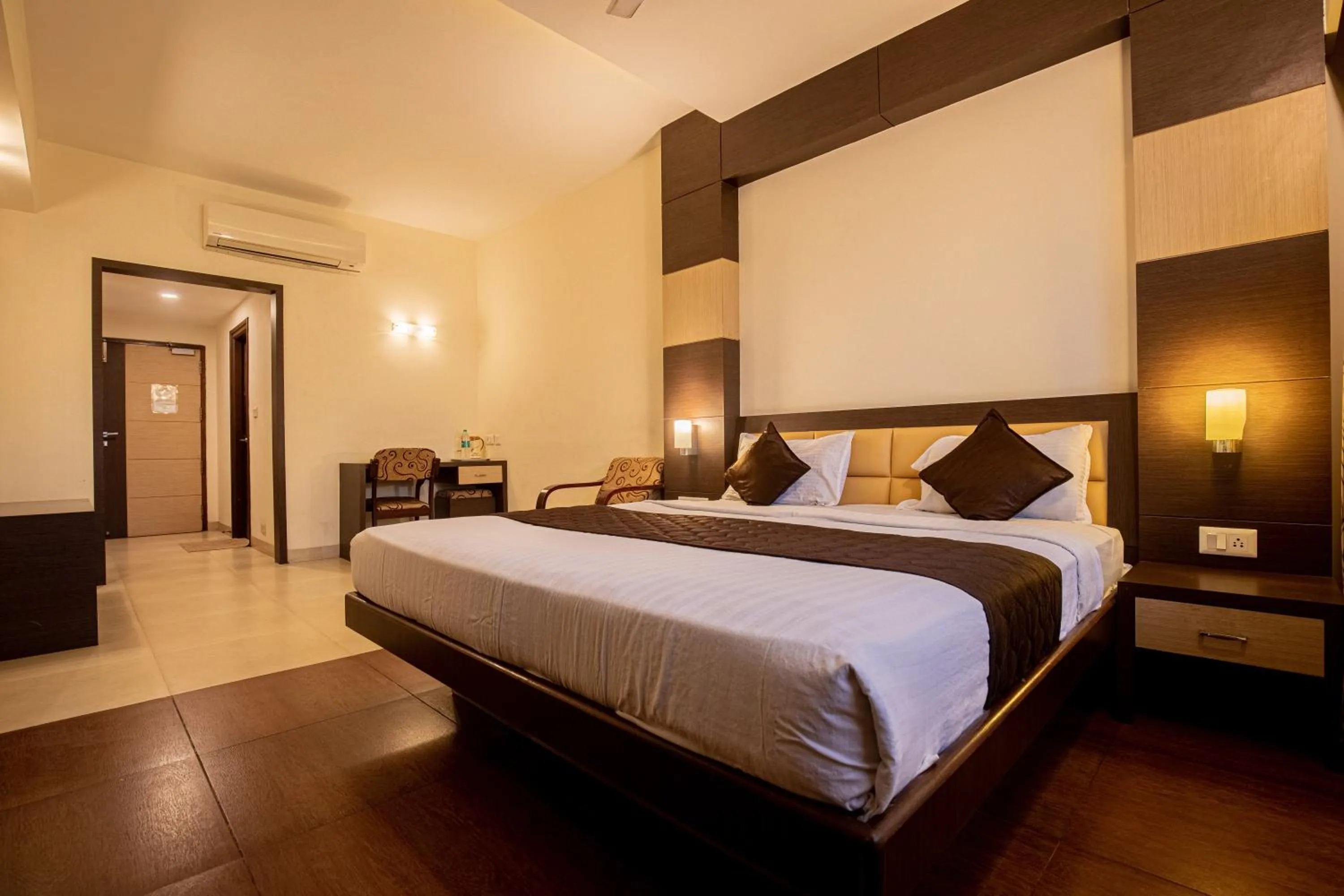 Bed in Sri Krishna Palace