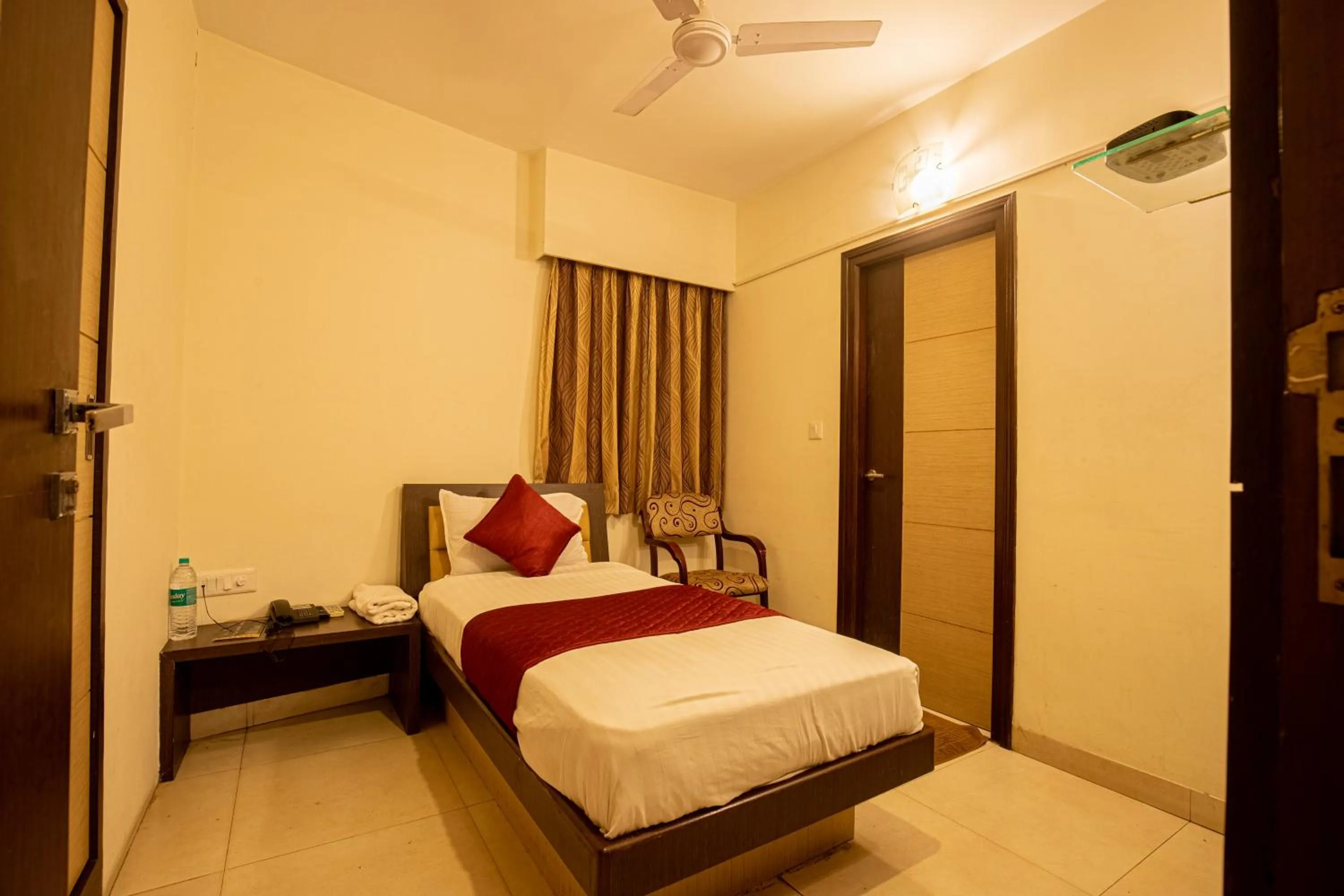 Bed in Sri Krishna Palace