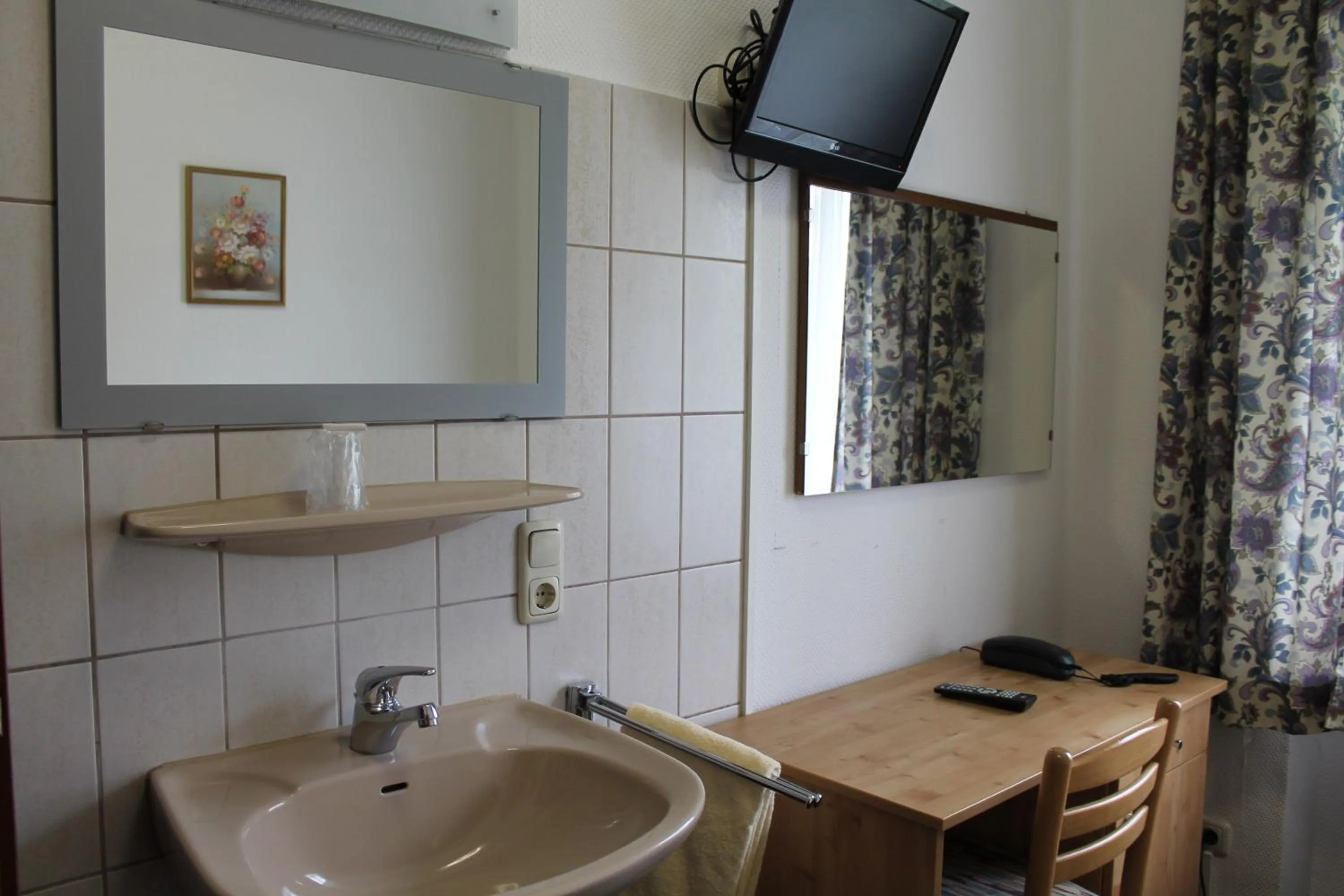 Decorative detail in Pension Locarno