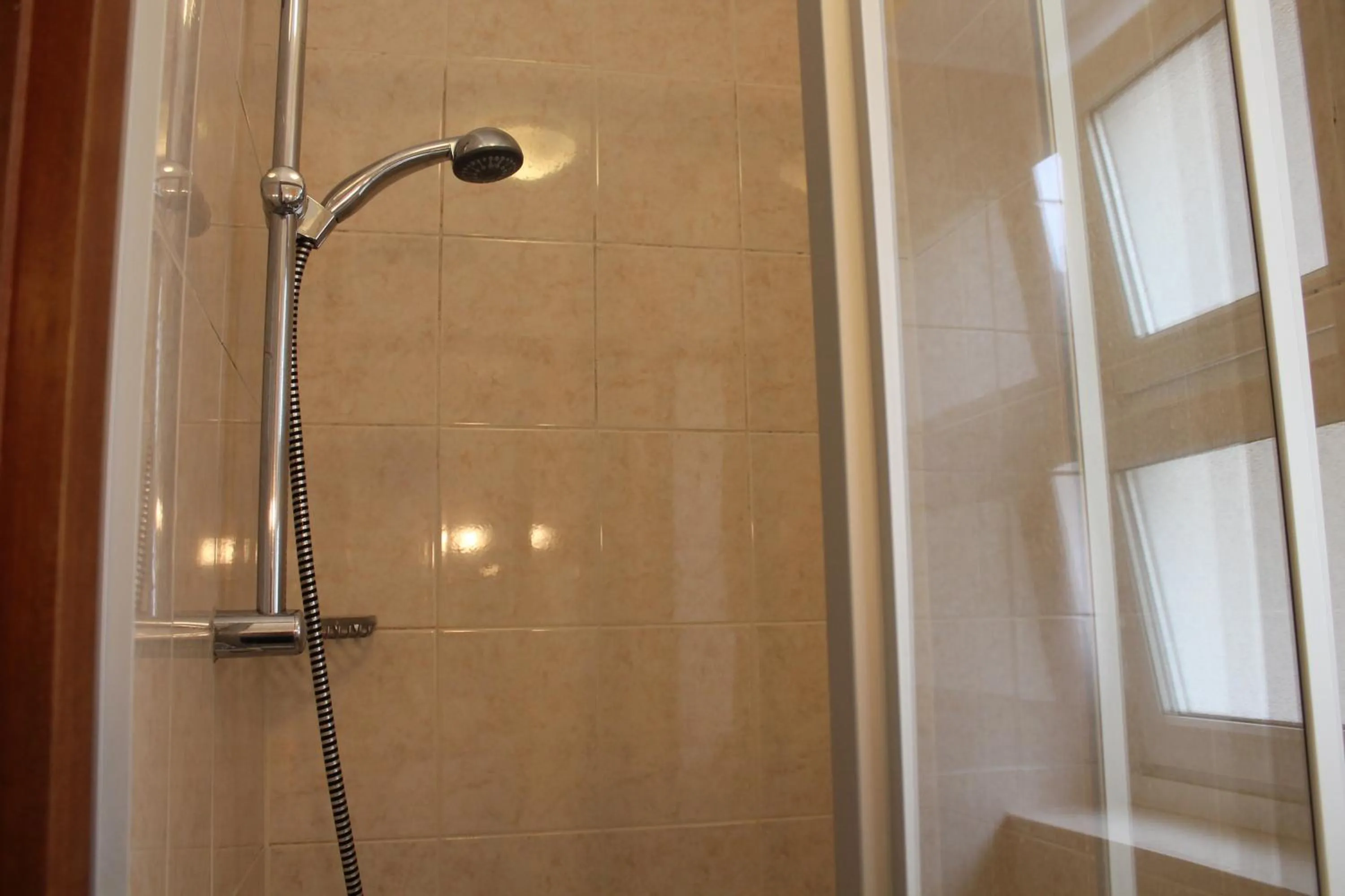 Bathroom in Pension Locarno