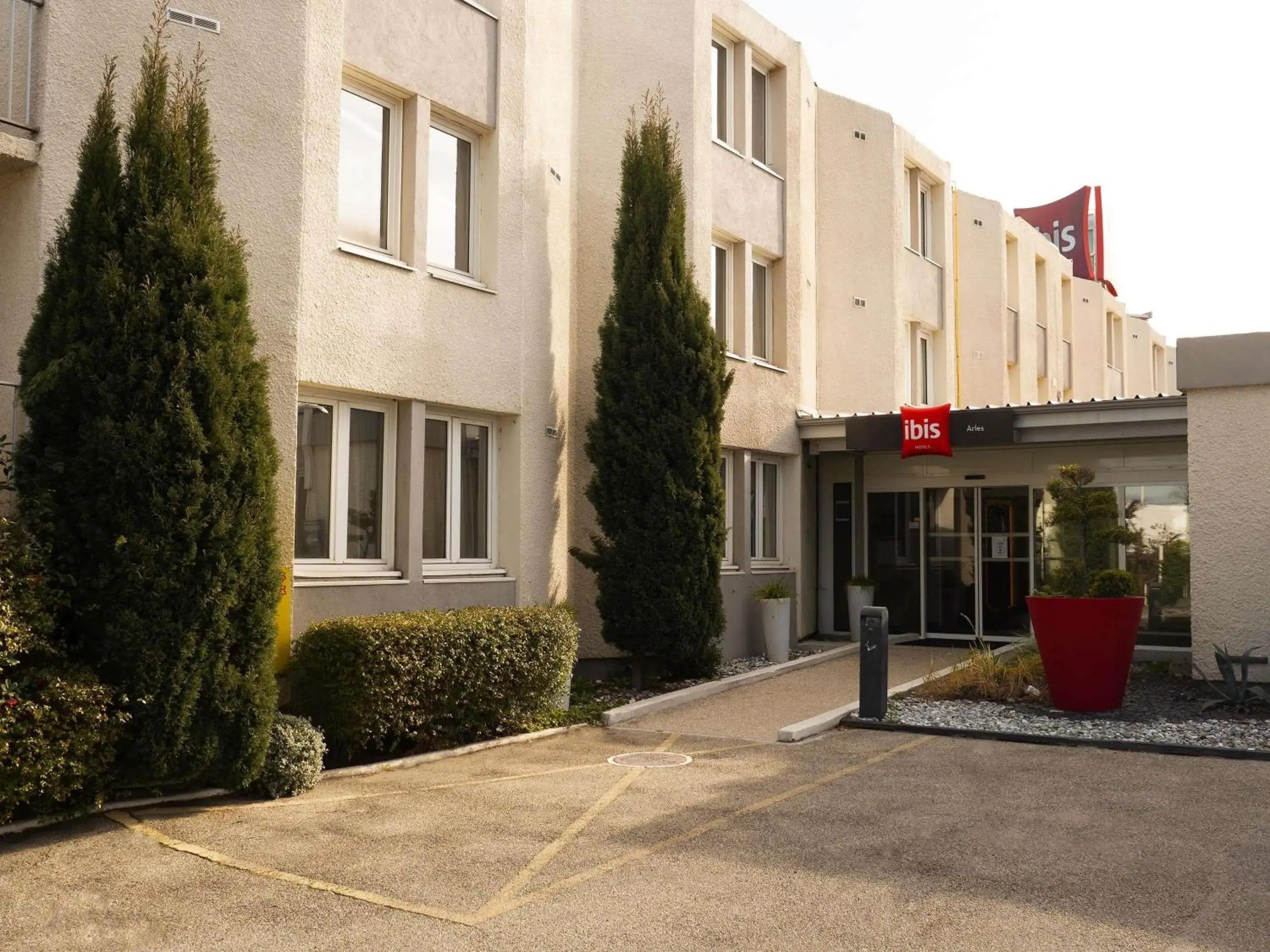 Property building in ibis Arles Property building in ibis Arles