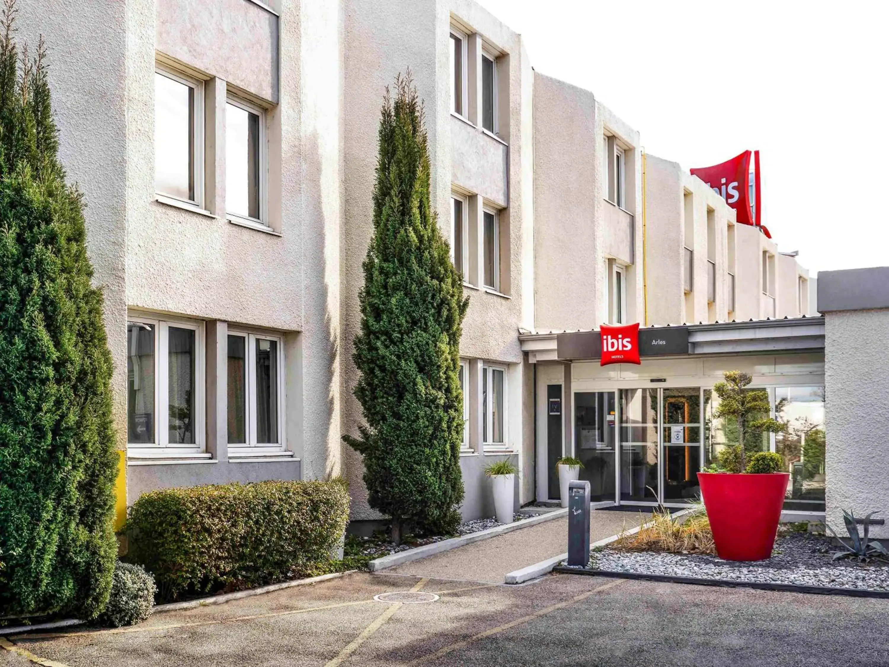 Property building in ibis Arles Property building in ibis Arles