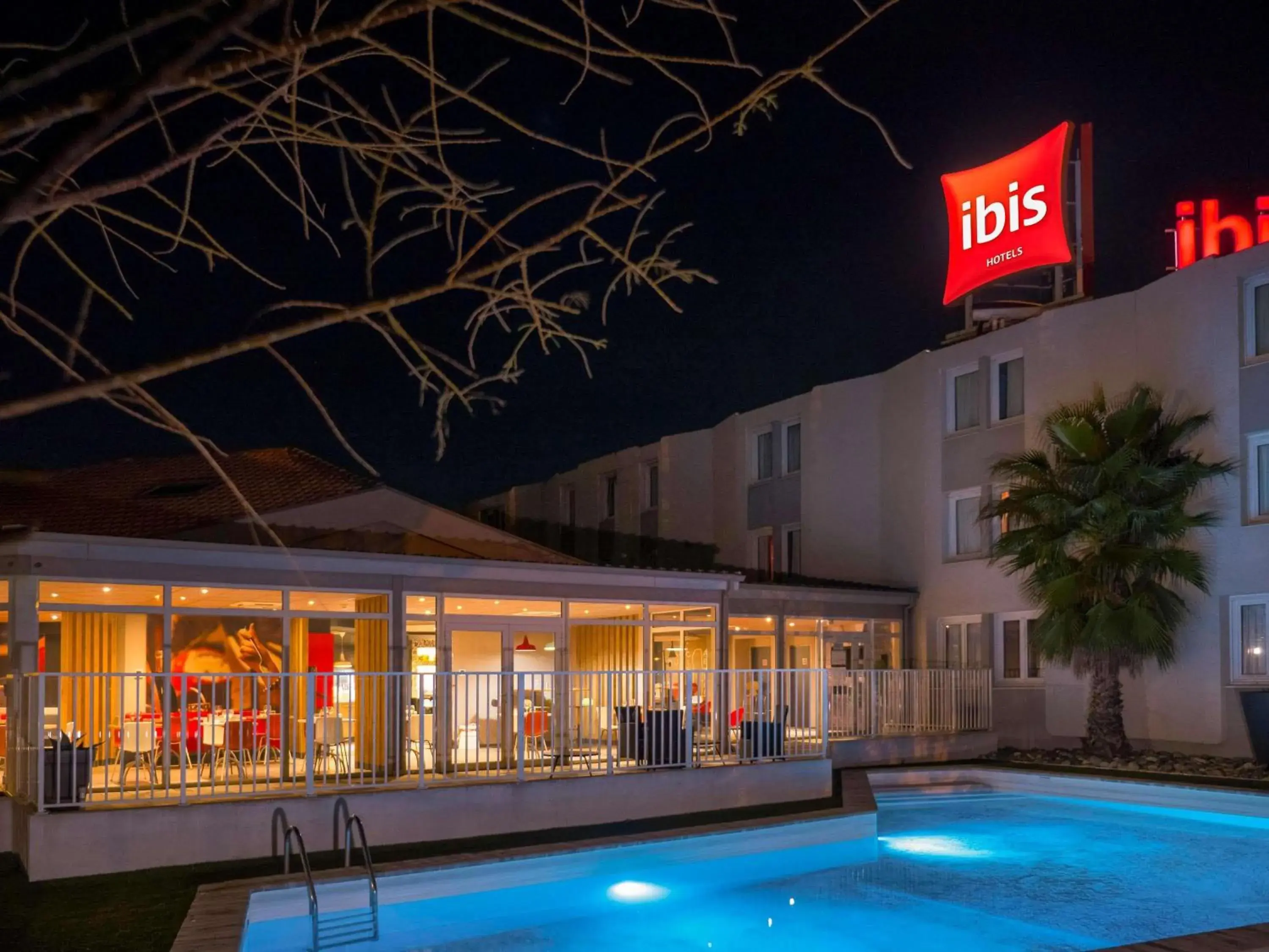 Property building in ibis Arles Property building in ibis Arles