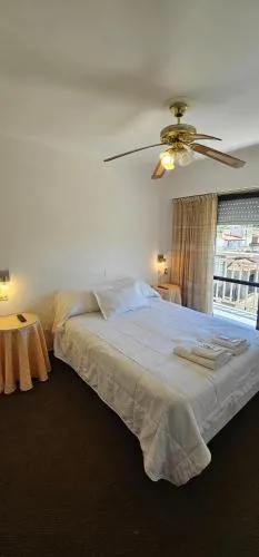 Hotel Soleares