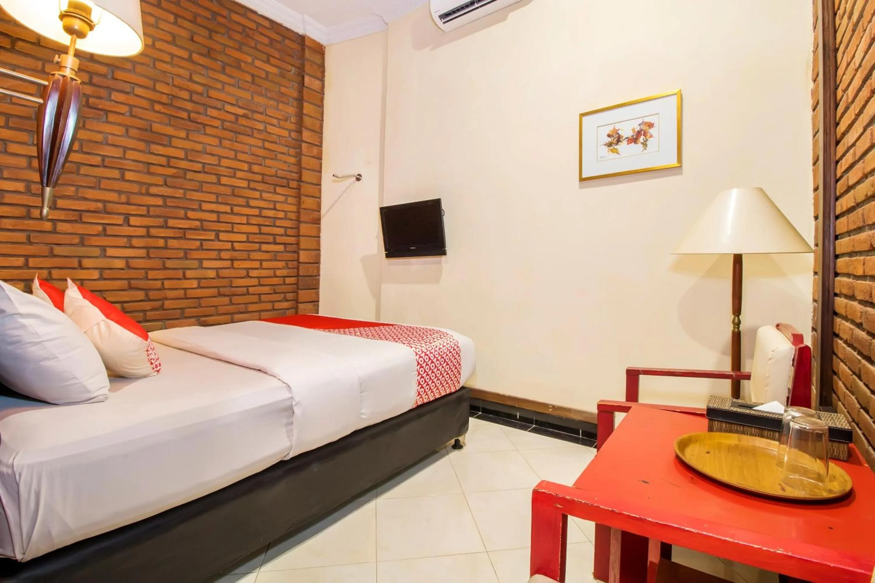 Bedroom in Hotel O Maxi Budget