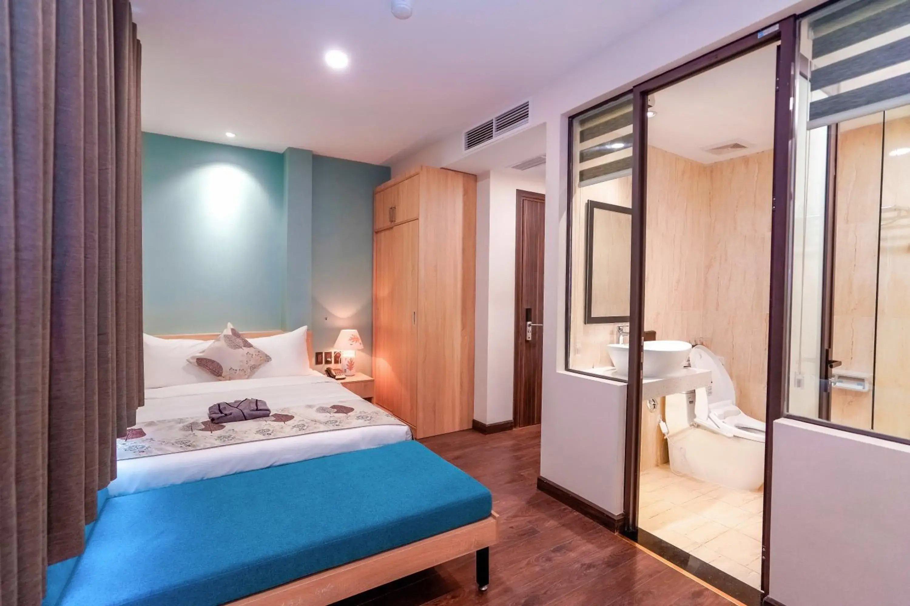 Suite - single occupancy in MOMIZI Hotel HAI PHONG Suite - single occupancy in MOMIZI Hotel HAI PHONG