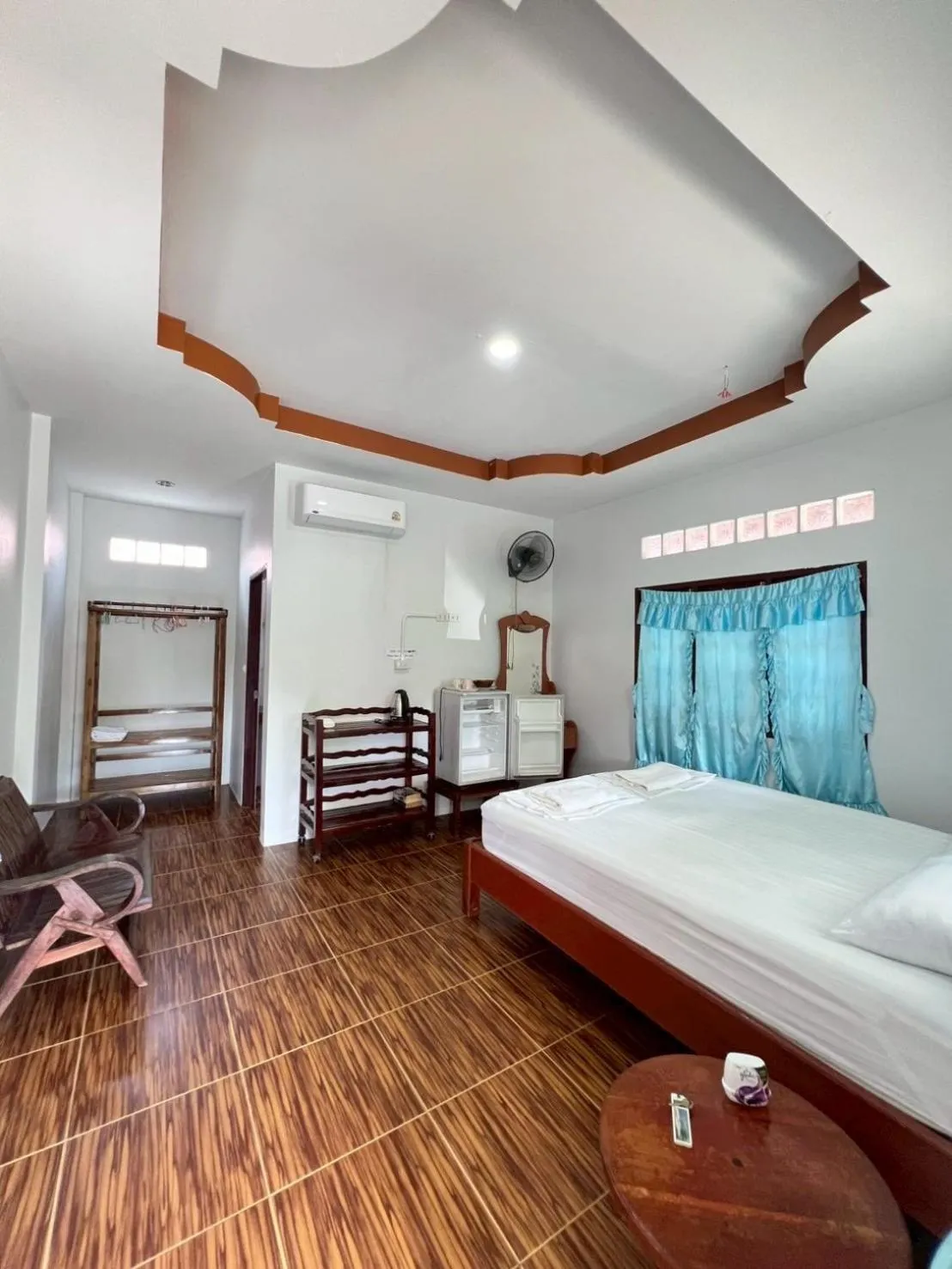Bed in Silver Beach Bungalow