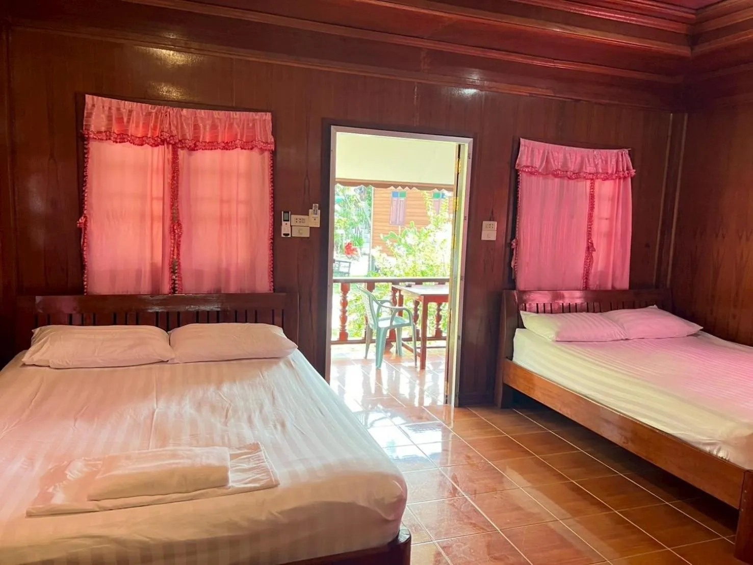 Bed in Silver Beach Bungalow