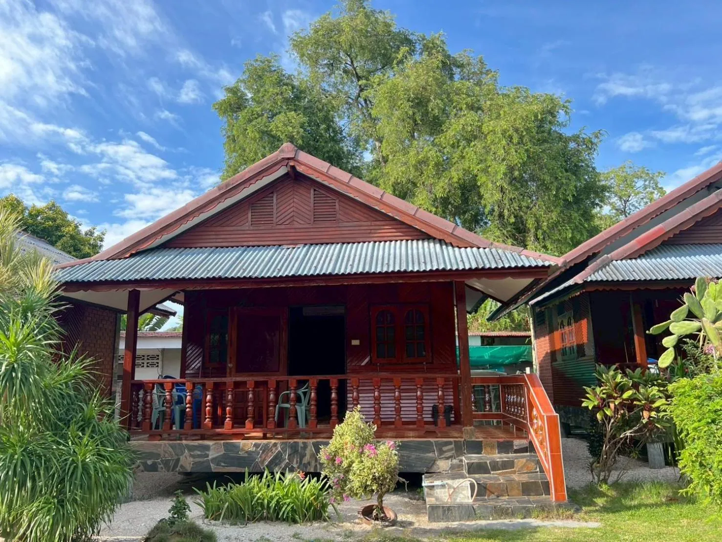 Property building in Silver Beach Bungalow