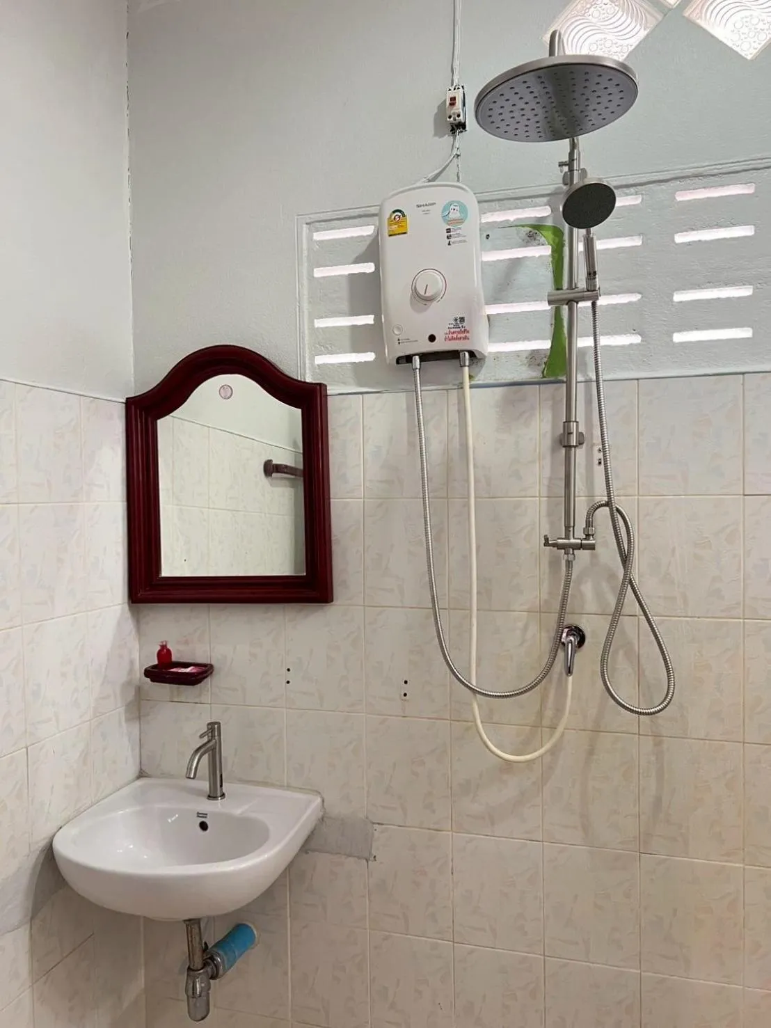 Shower in Silver Beach Bungalow
