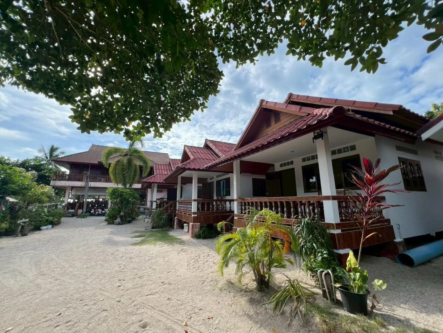 Property building in Silver Beach Bungalow