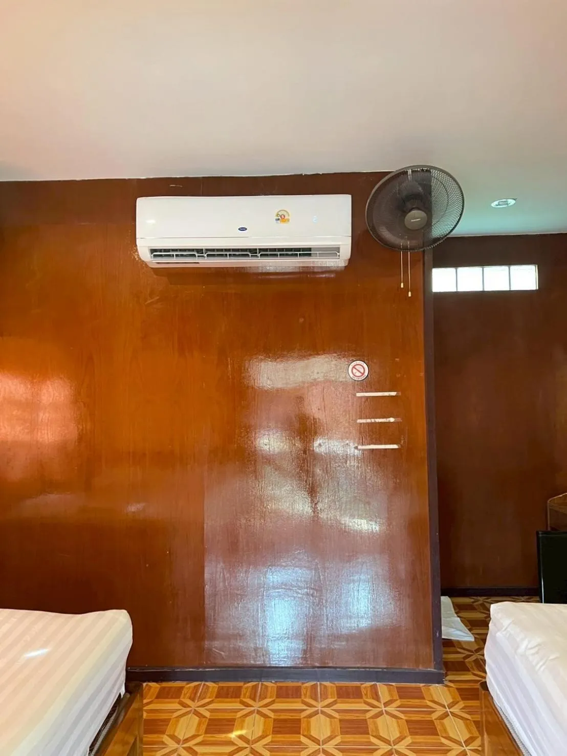 Bed in Silver Beach Bungalow