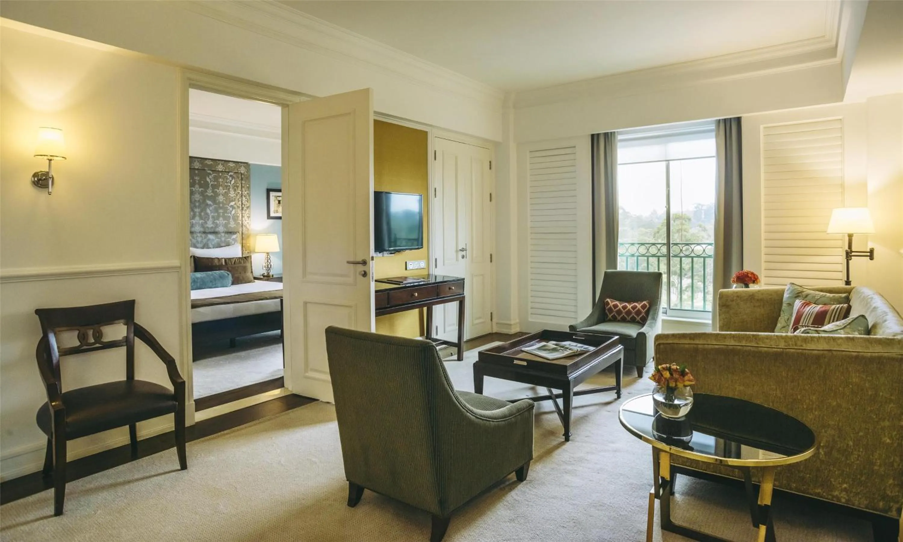 Bedroom, Bed in Villa Rosa Kempinski