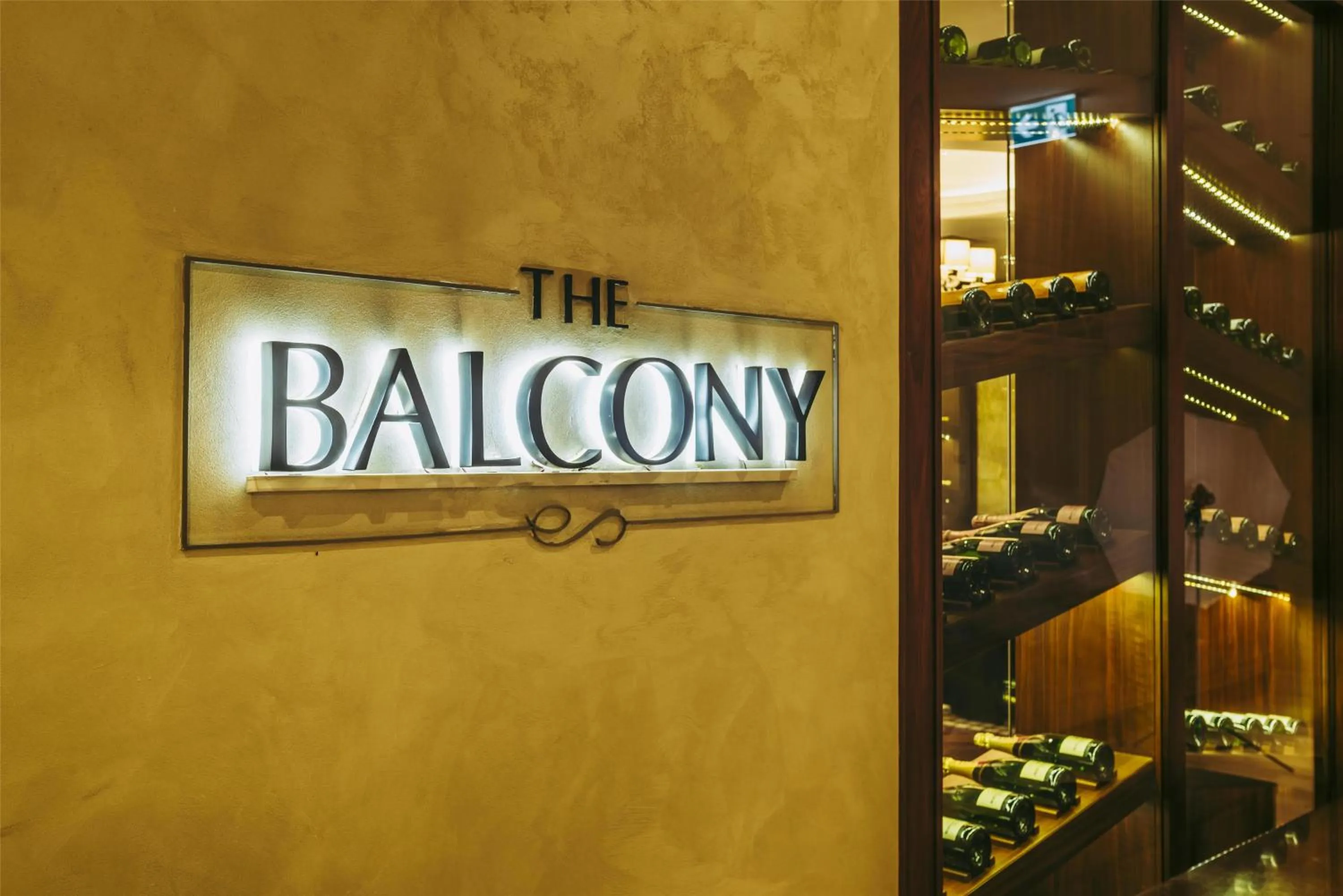 Lounge or bar in Villa Rosa Kempinski