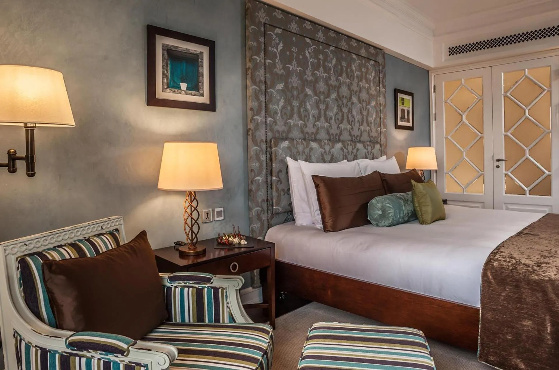 Bedroom, Bed in Villa Rosa Kempinski