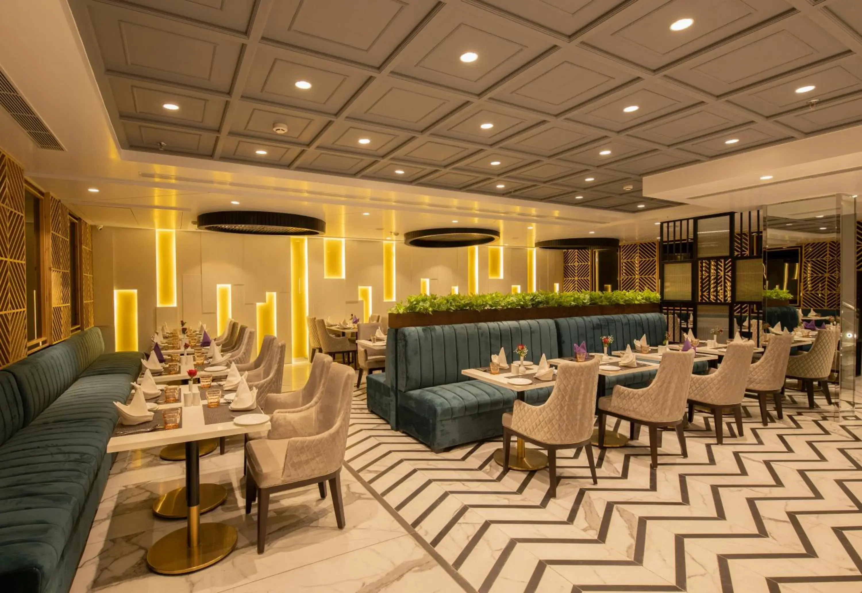 Restaurant/places to eat in Best Western Darbar Restaurant/places to eat in Best Western Darbar