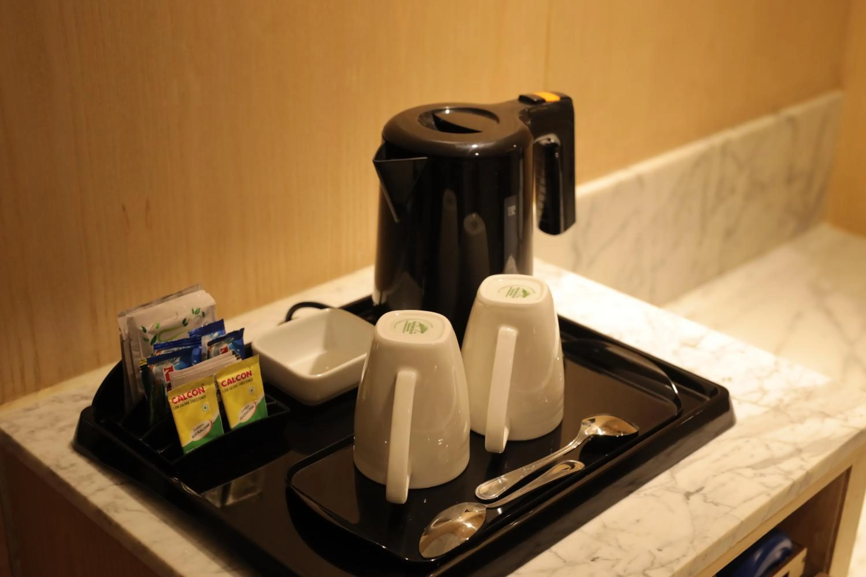 Coffee/tea facilities in Best Western Darbar